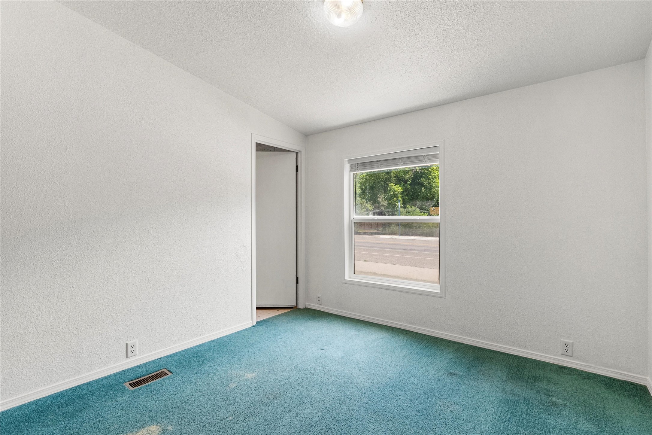 838 Locust Street