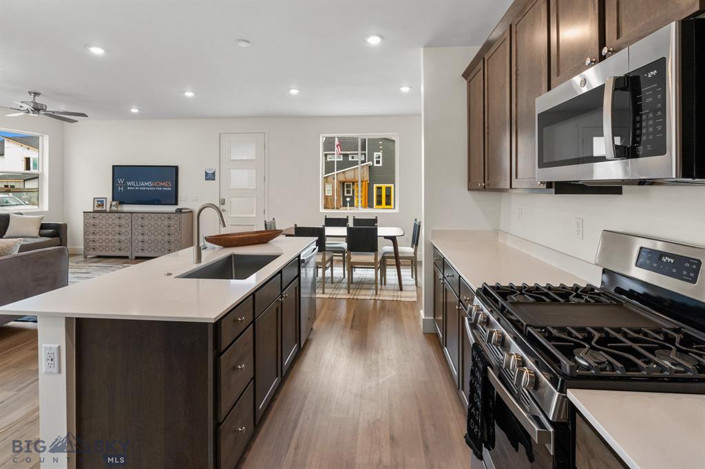 4917 Harvest Parkway