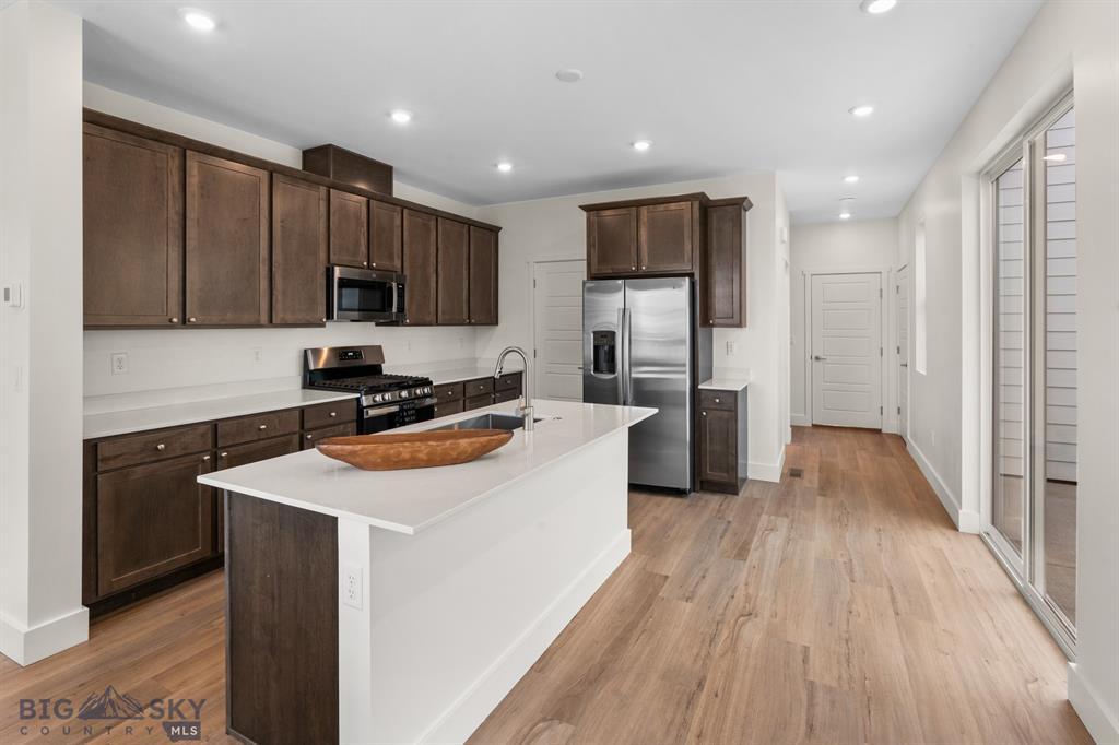 4917 Harvest Parkway