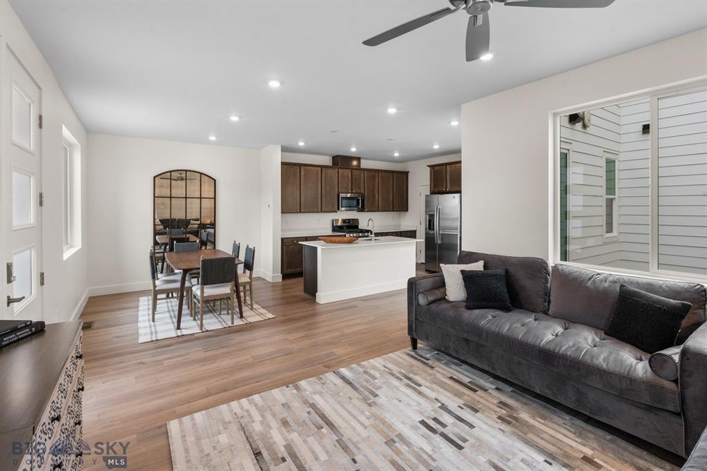 4917 Harvest Parkway