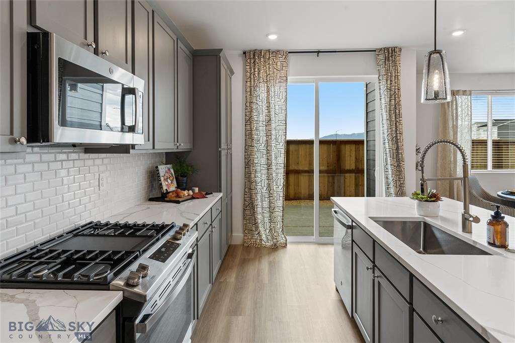 4807 Briarwood Lane