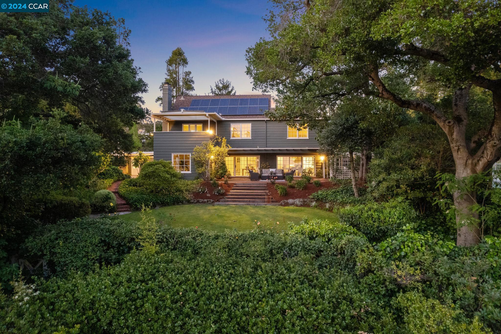6219 Bullard Dr