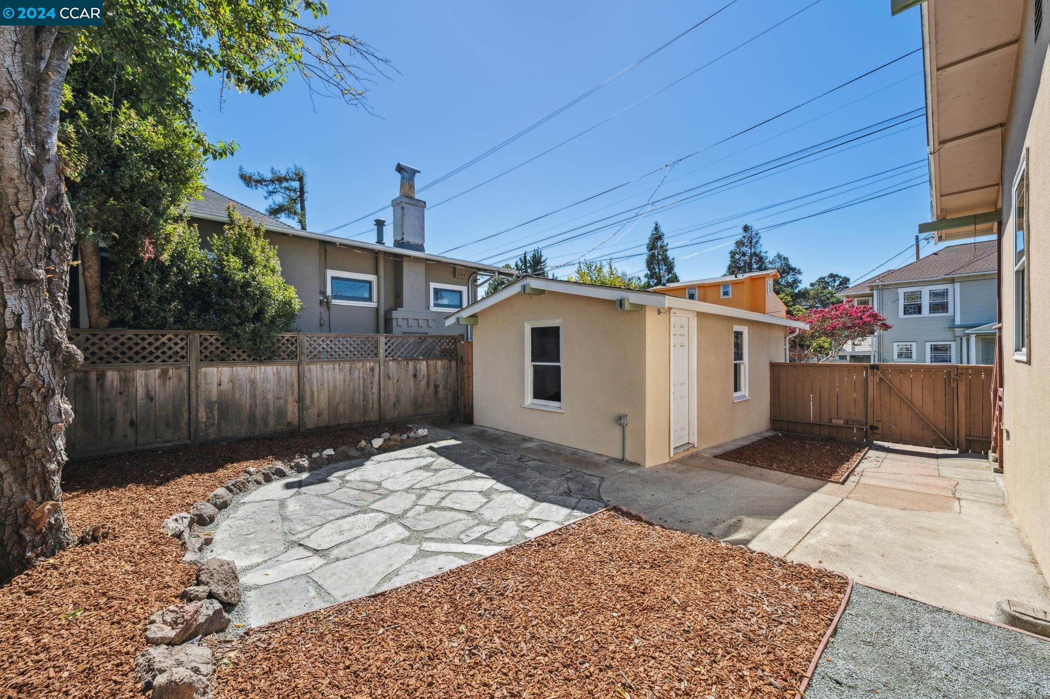 2300 Ward