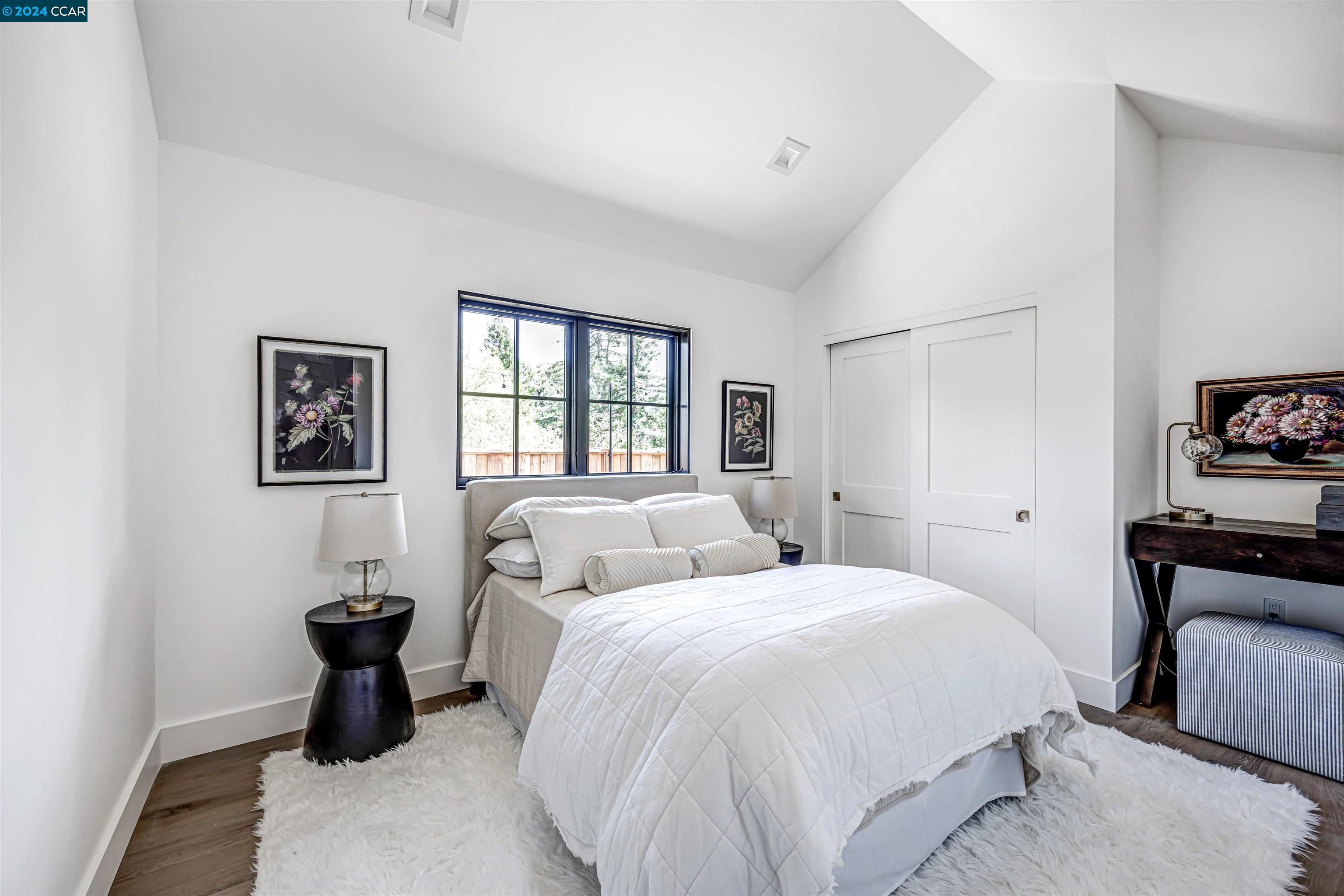 3369 N Lucille Ln