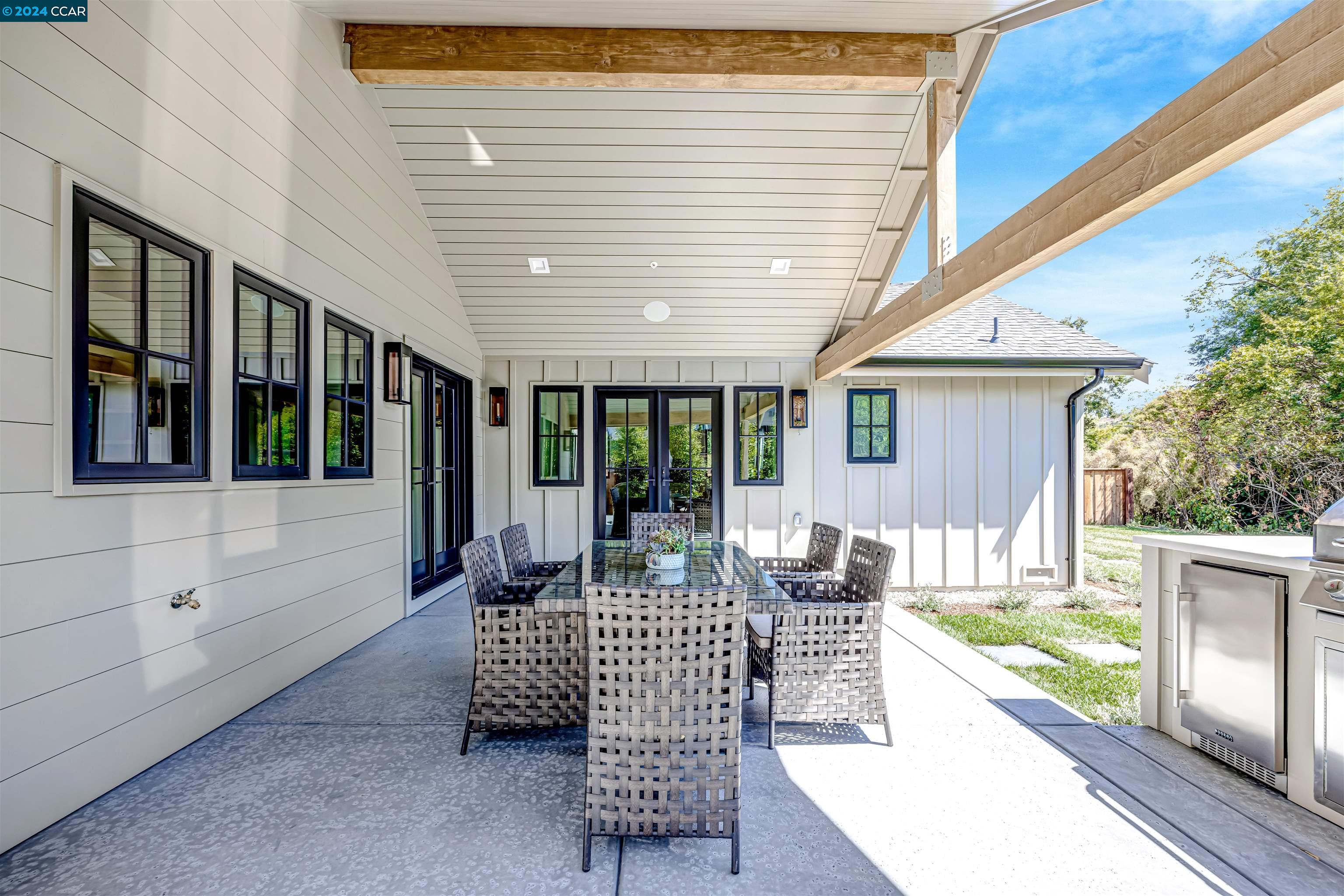 3369 N Lucille Ln