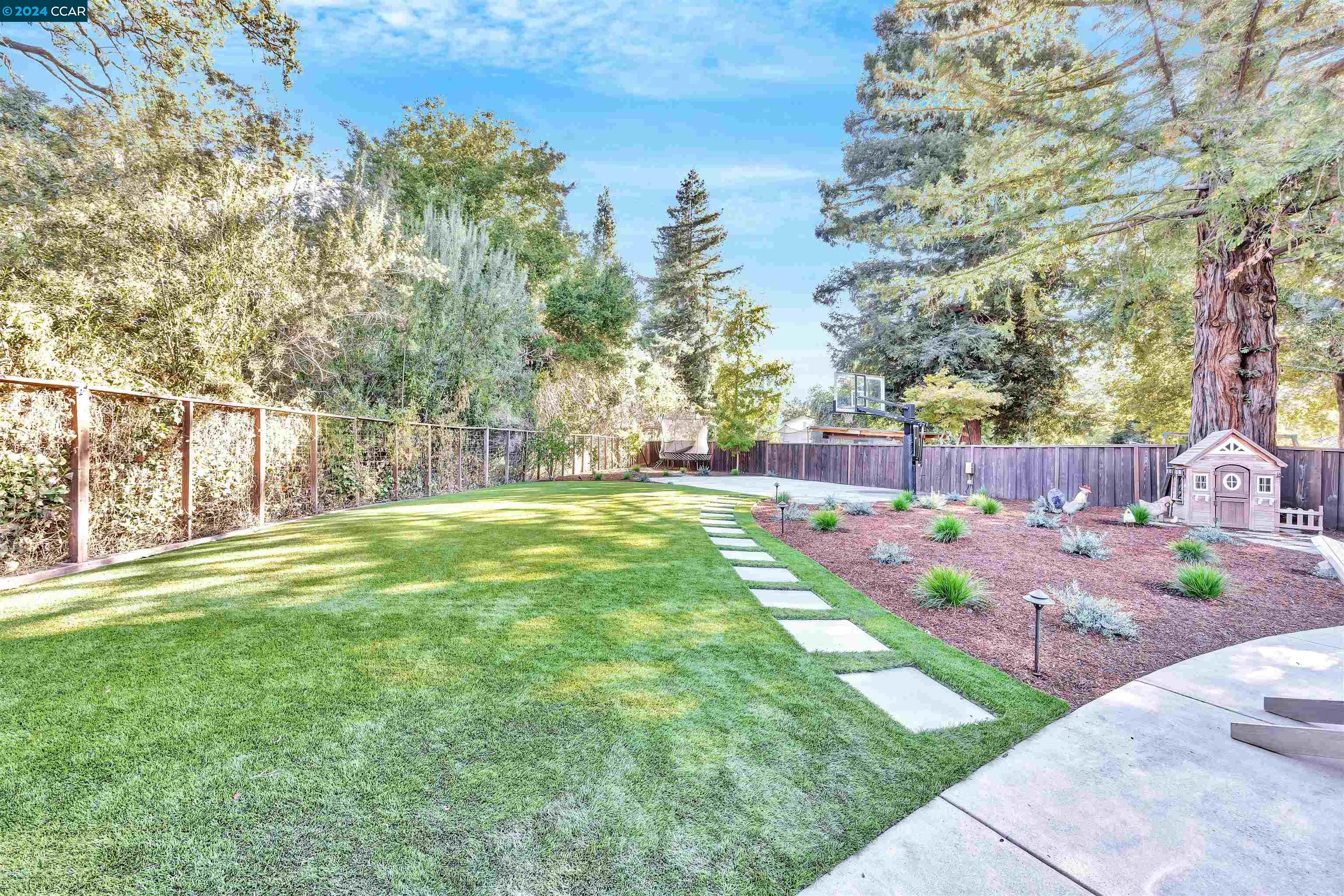 3494 Freeman Rd
