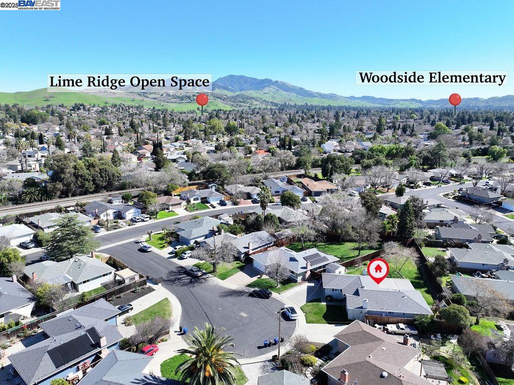 2398 Eugene Ct