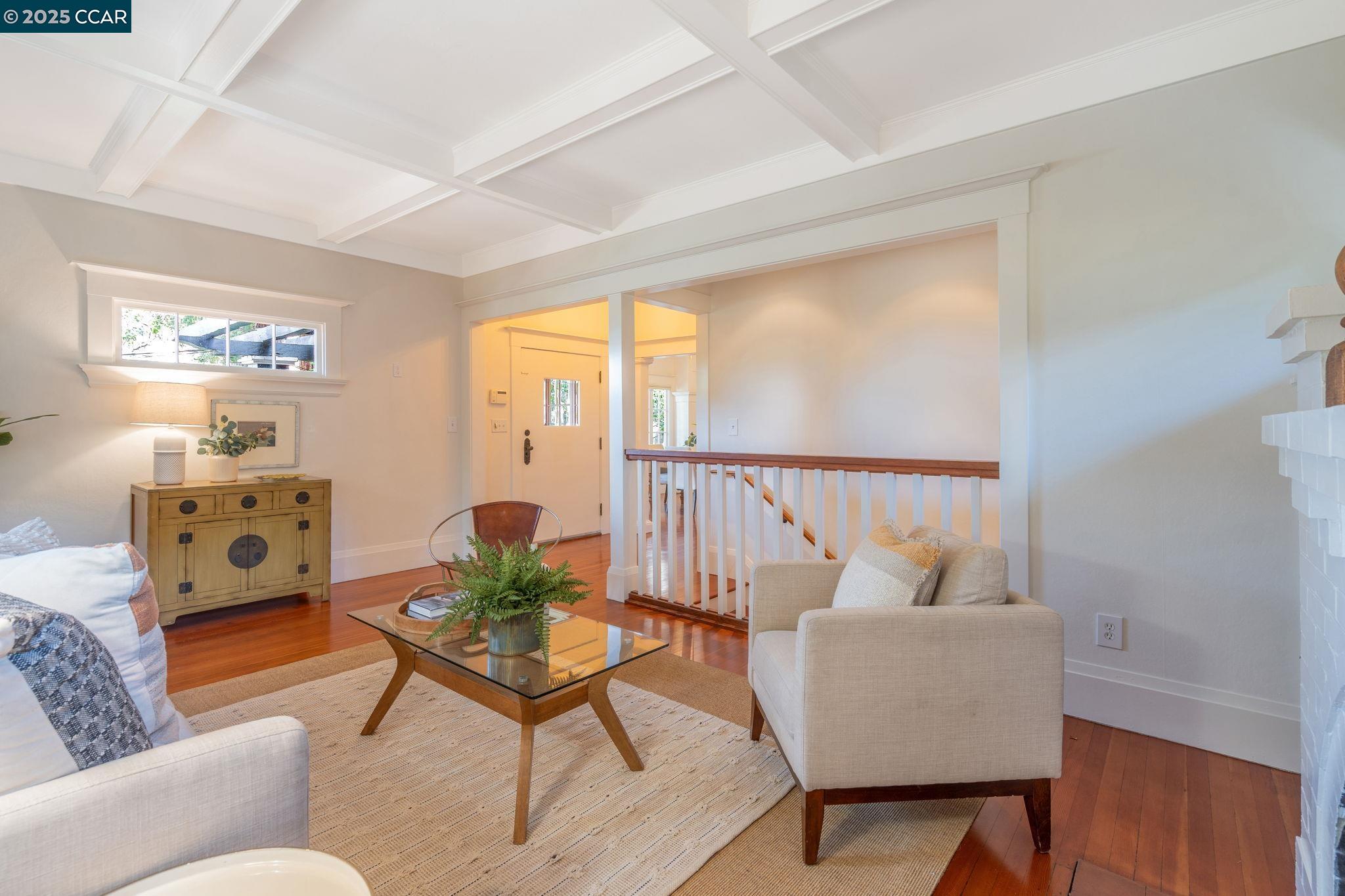 240 Monte Vista Ave