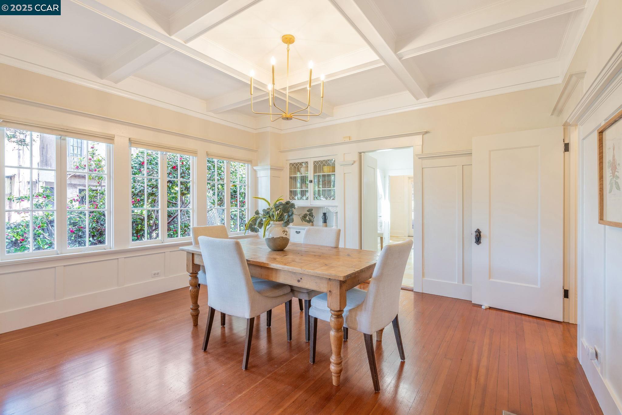 240 Monte Vista Ave