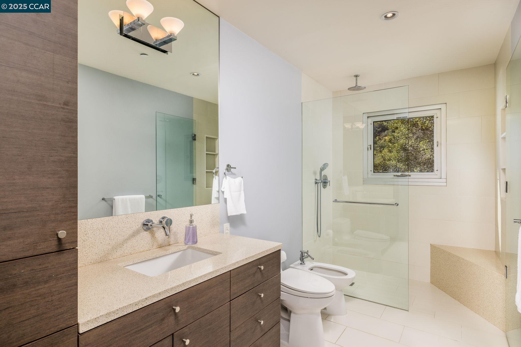 2 Crane Ct