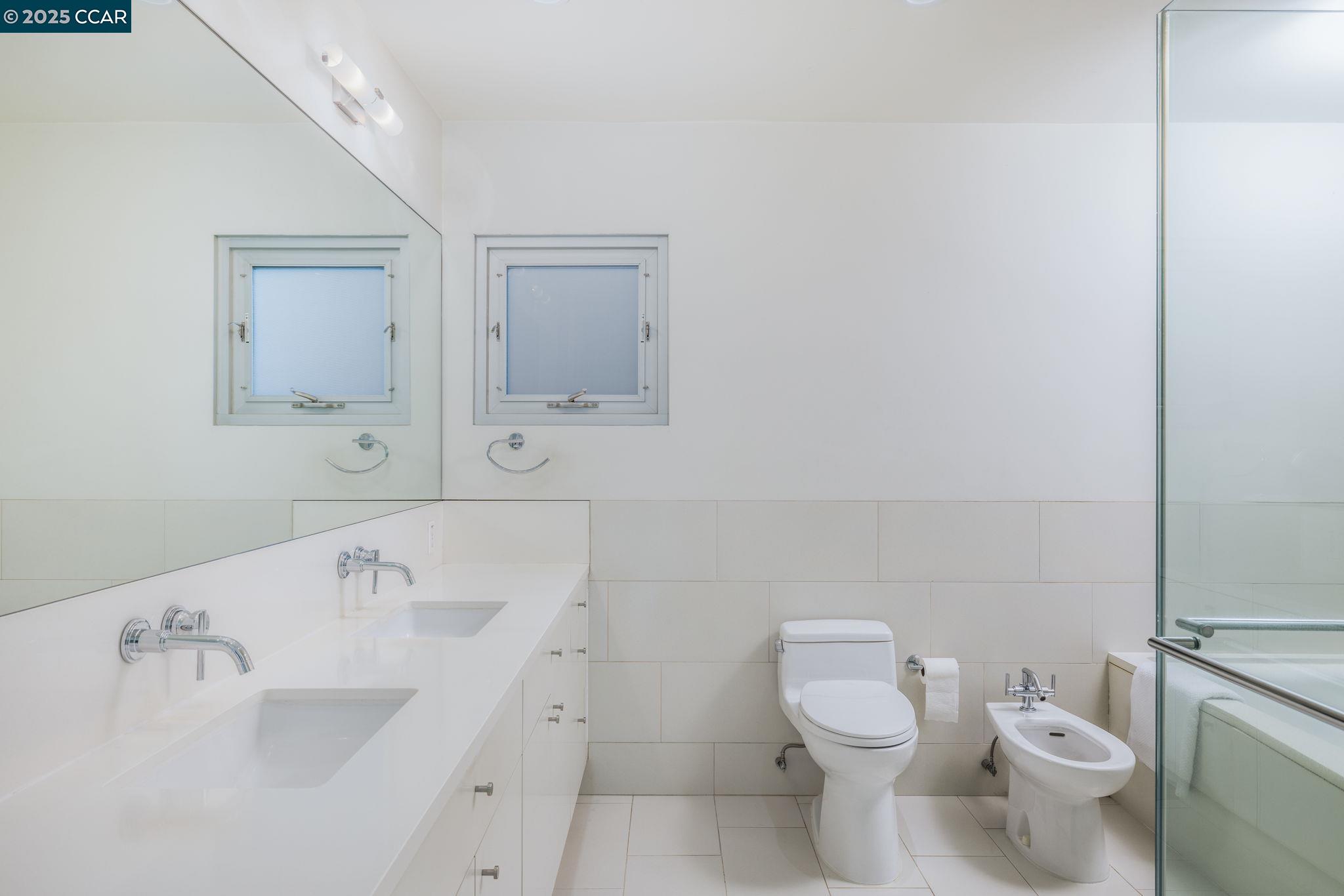 2 Crane Ct