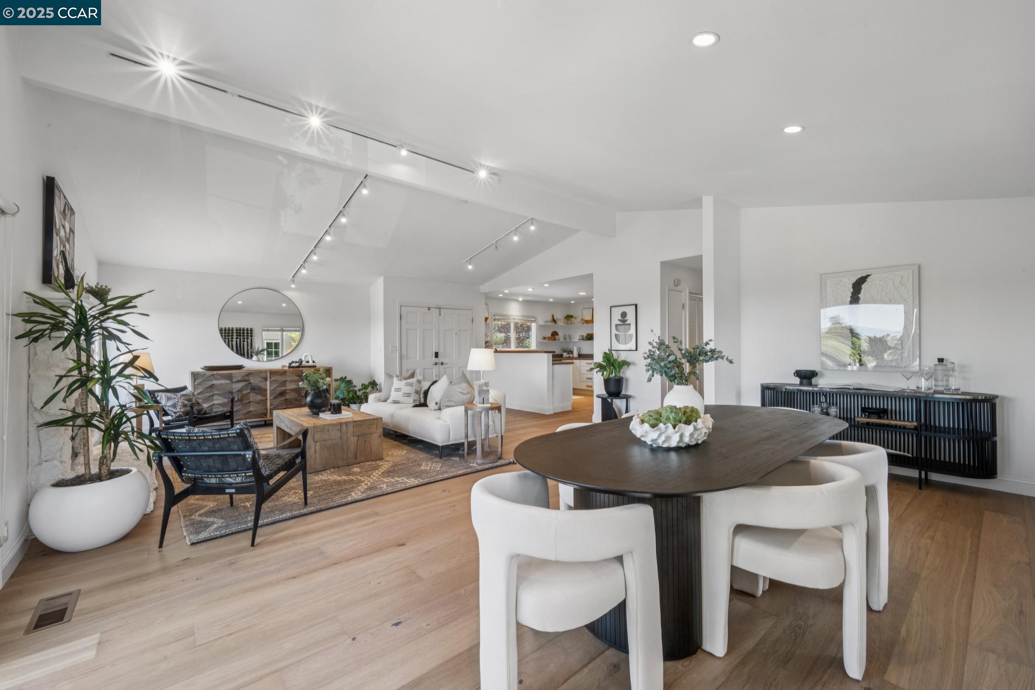 58 Buckeye Ave