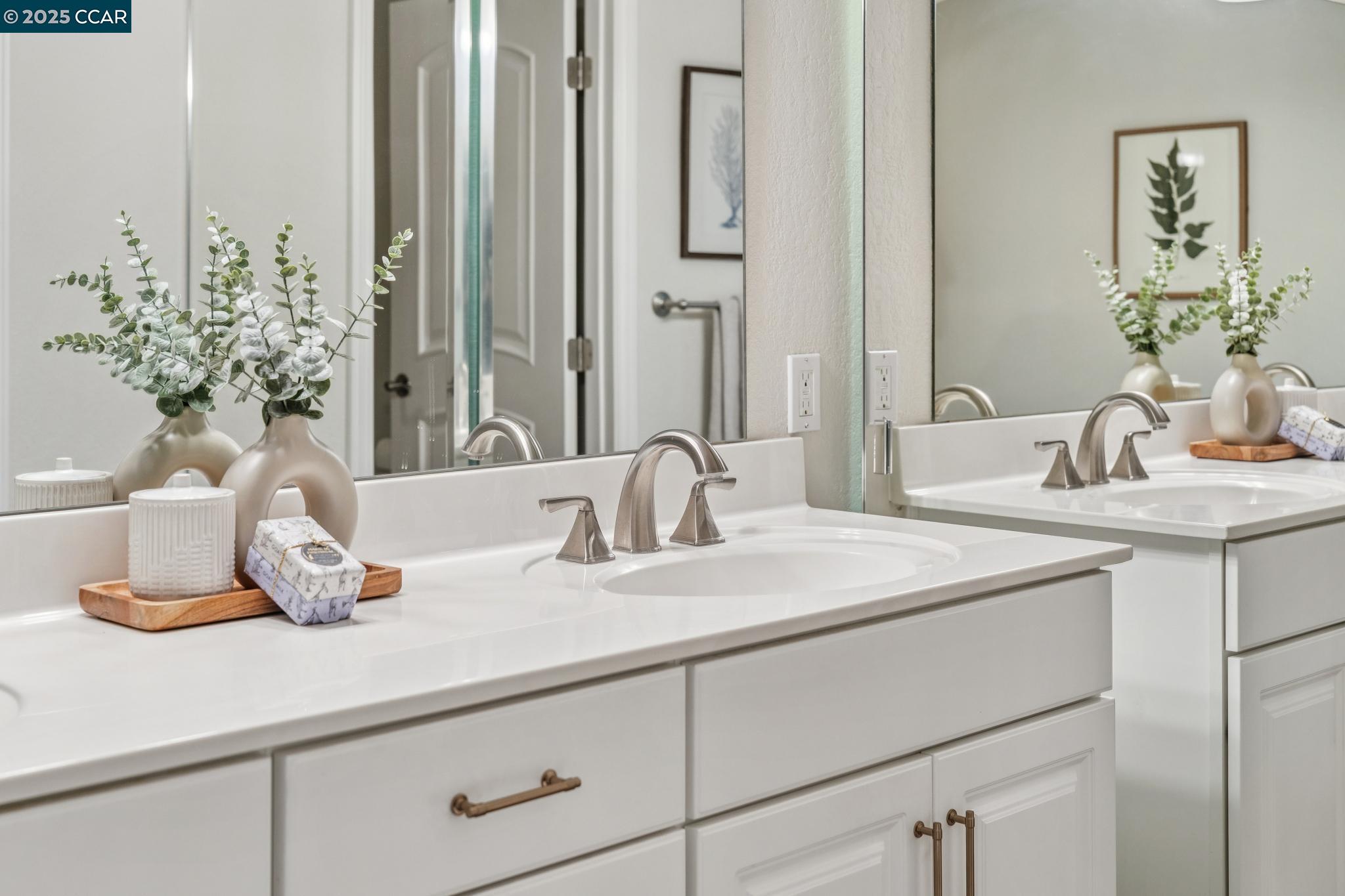 870 Terra California # 5