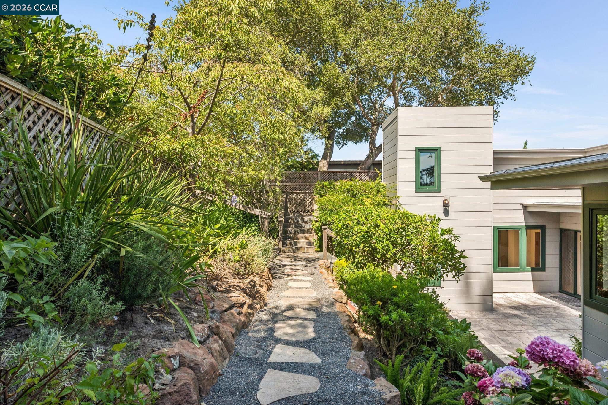 473 Pershing Dr.