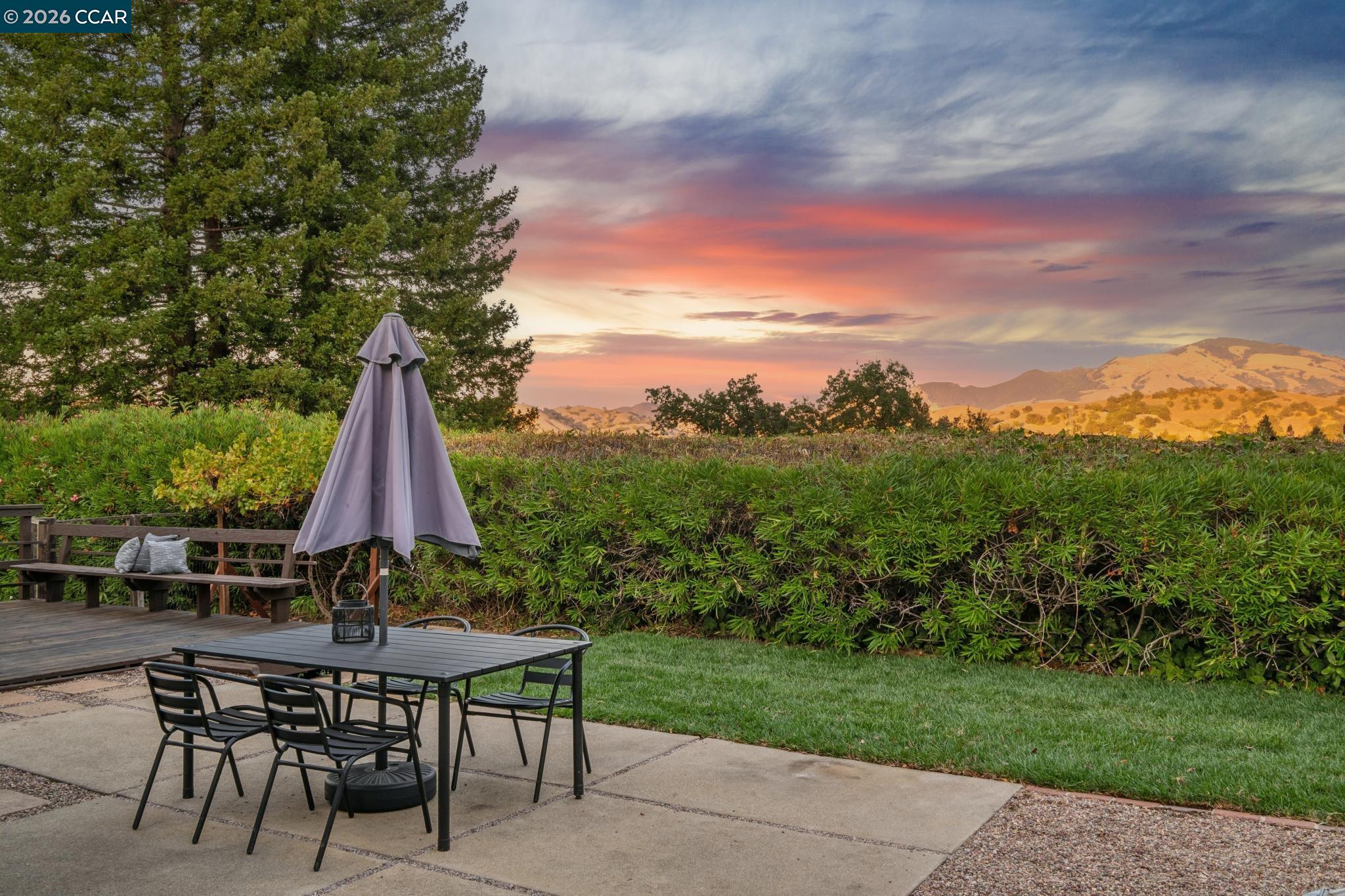 220 Grover Ln