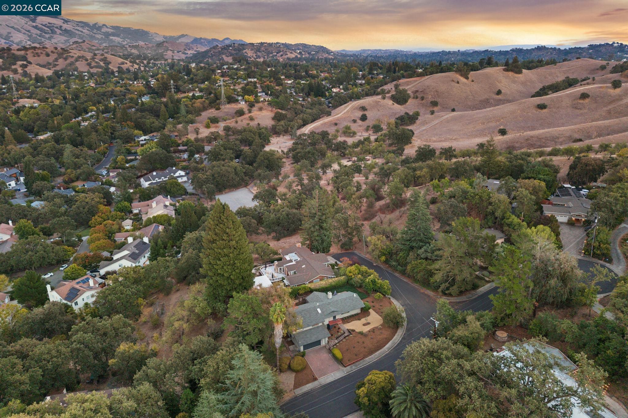220 Grover Ln
