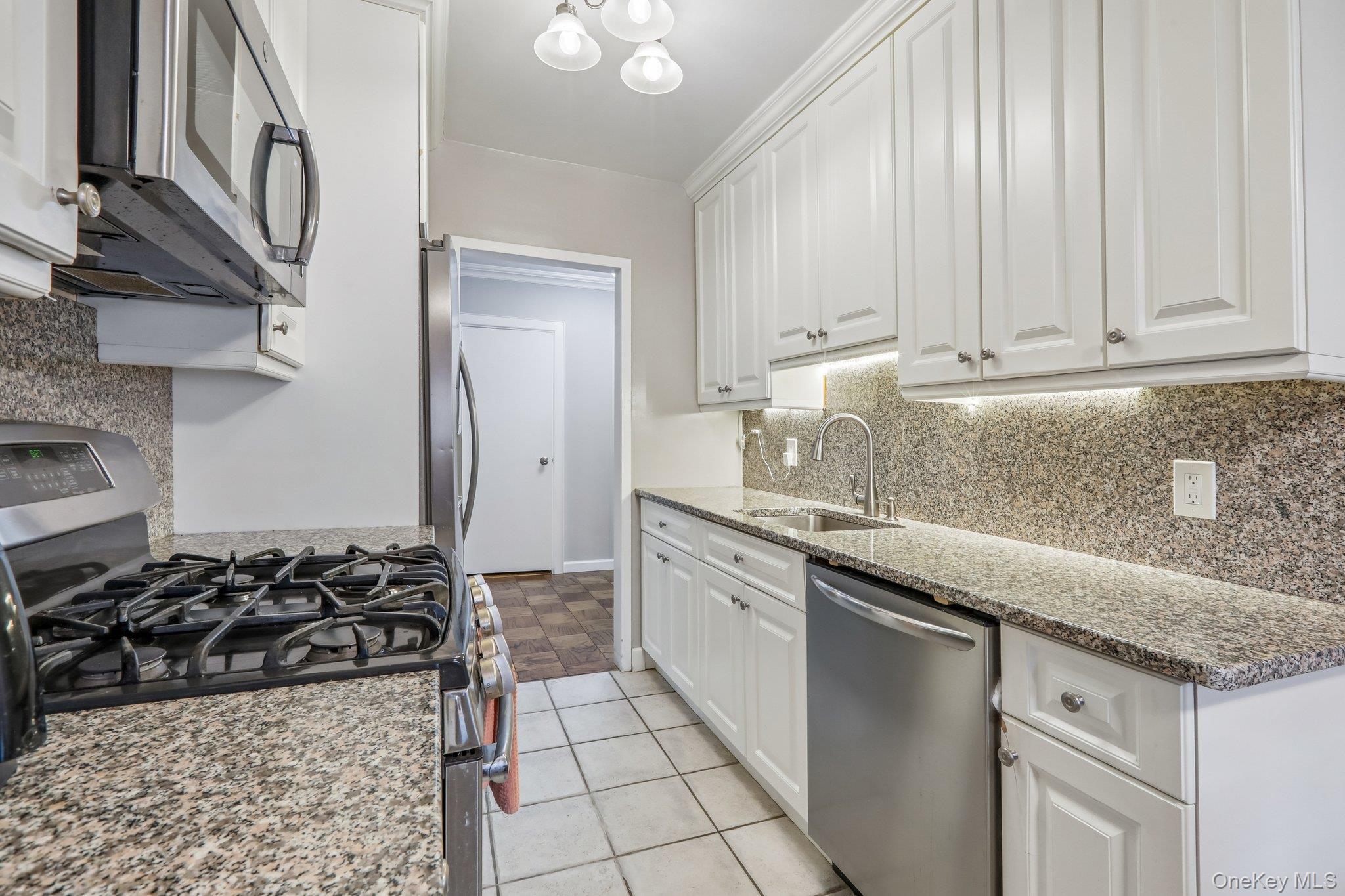 30 Lake Street Unit: 3J