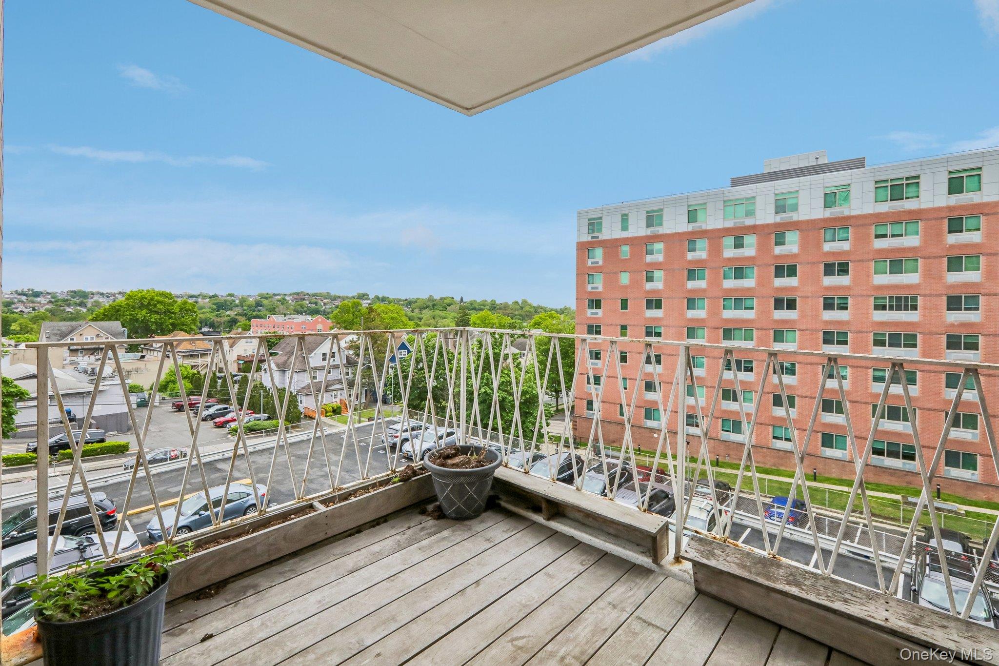 30 Lake Street Unit: 3J