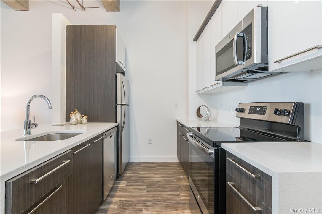 121 Westmoreland Avenue Unit: 603