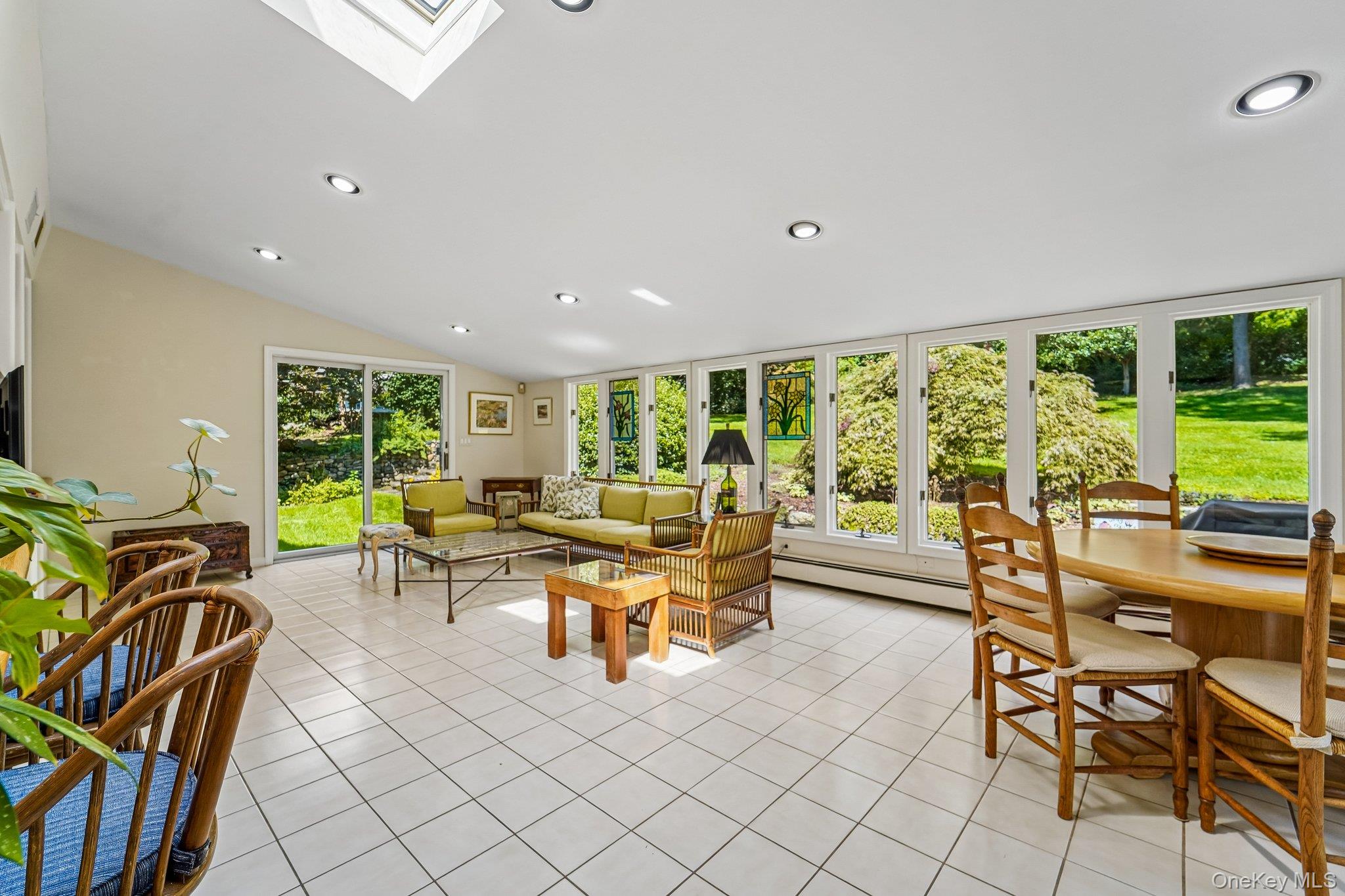16 Edgewood Drive