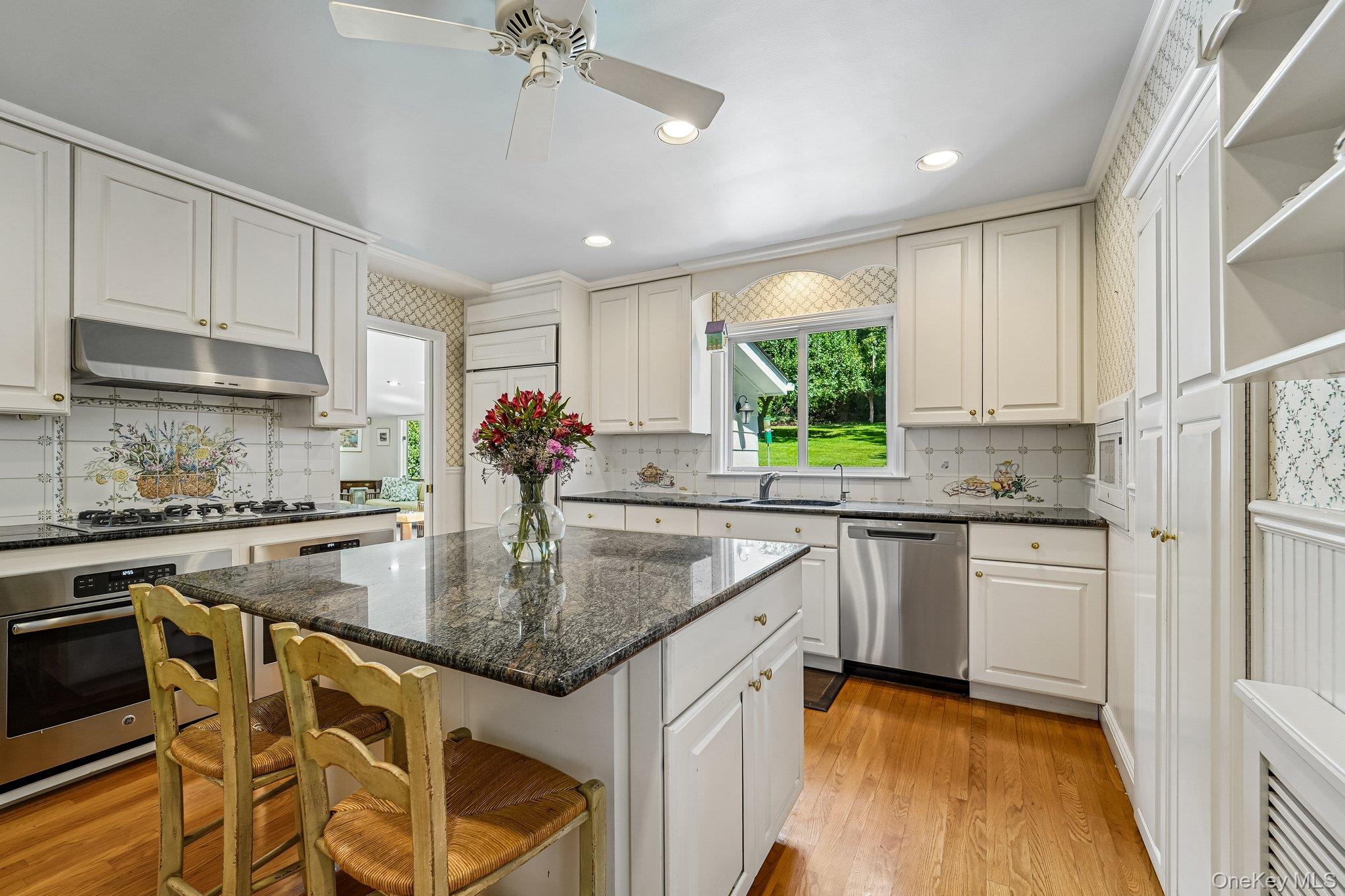 16 Edgewood Drive
