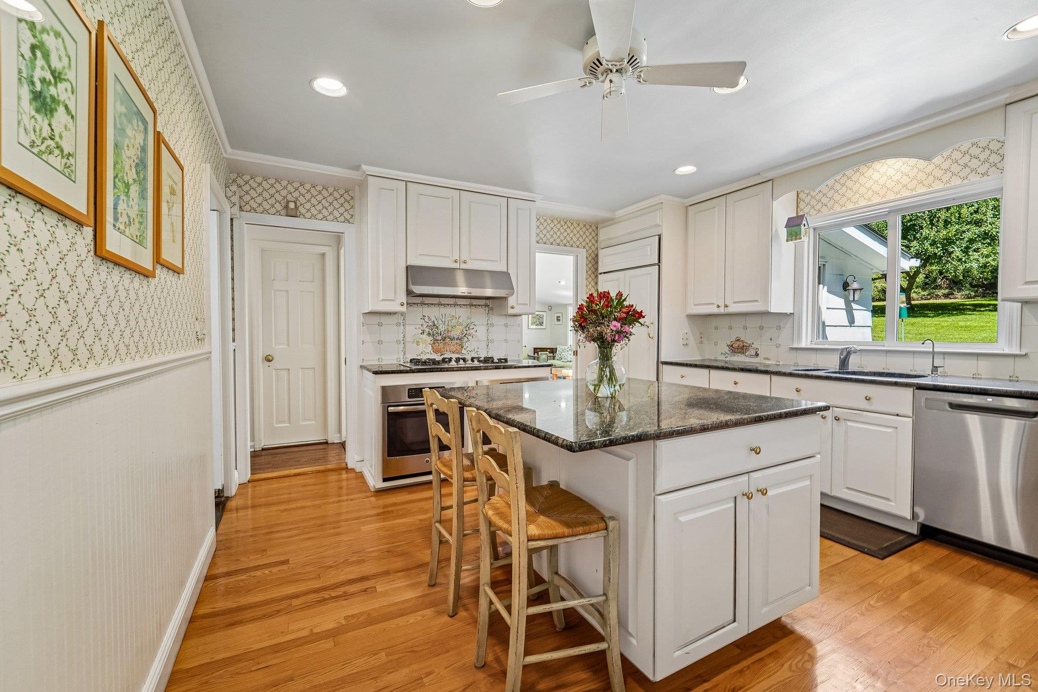 16 Edgewood Drive