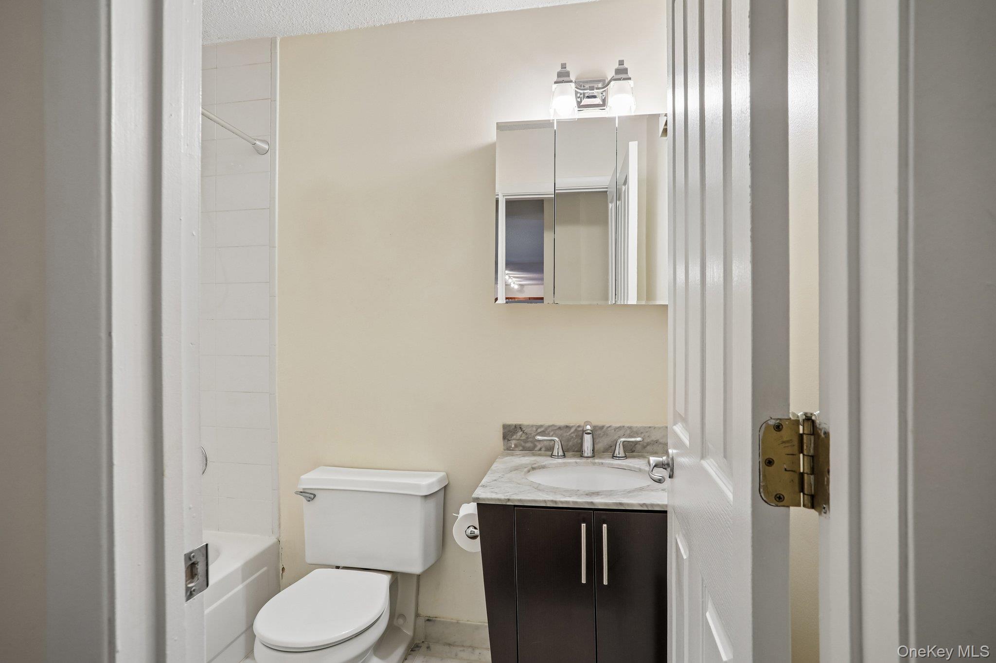302 Church Street Unit: 2J