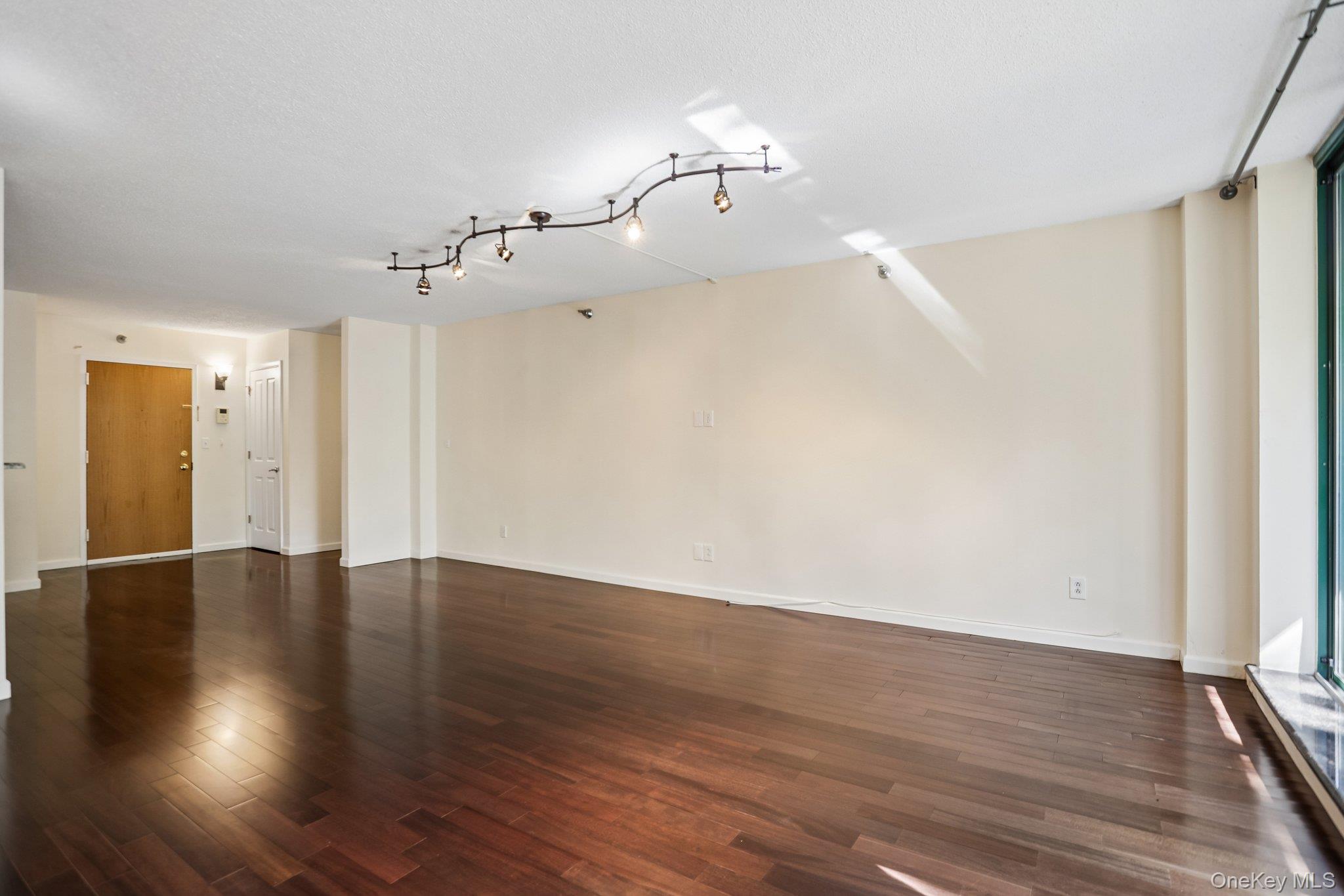 302 Church Street Unit: 2J