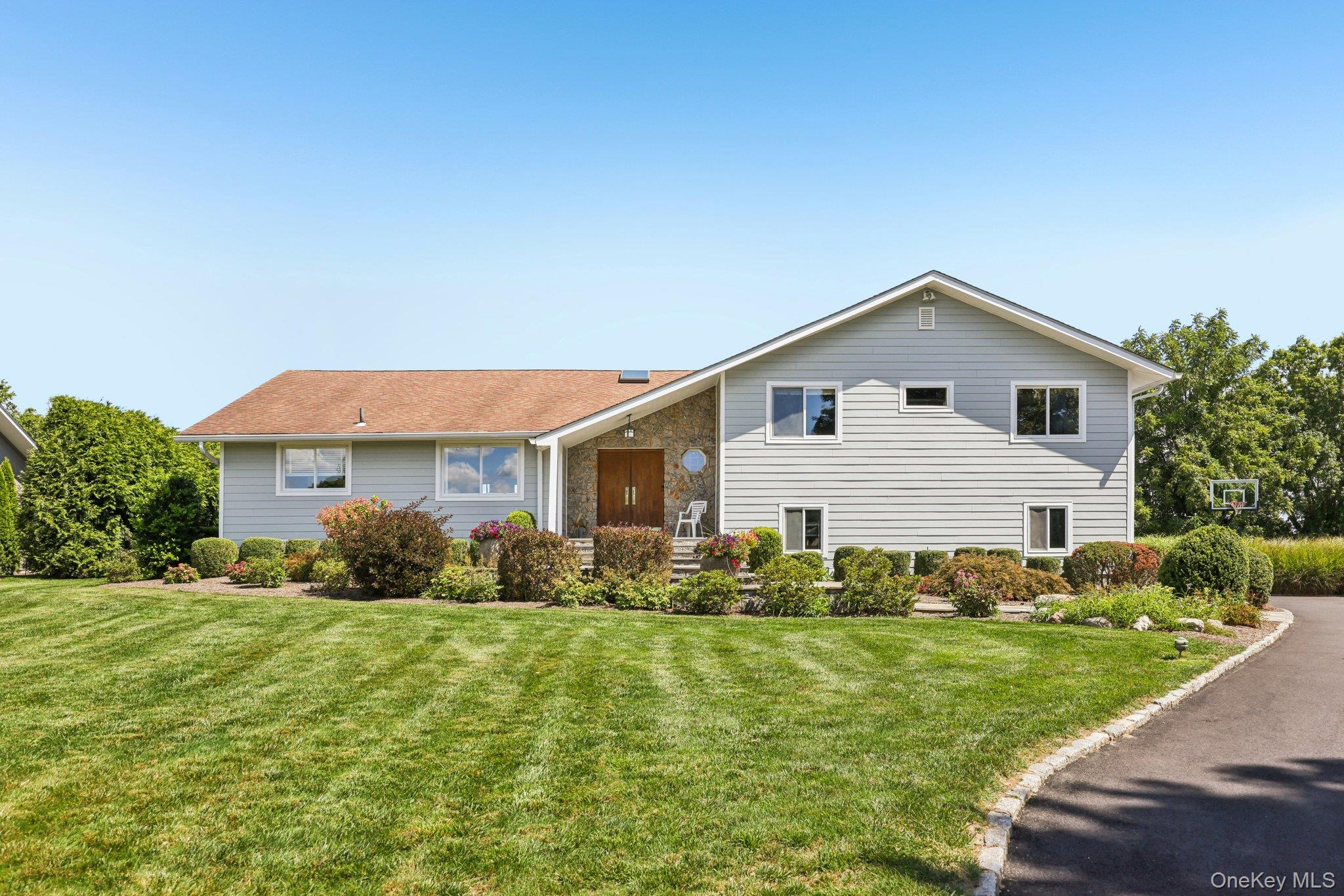 17 Magnolia Drive