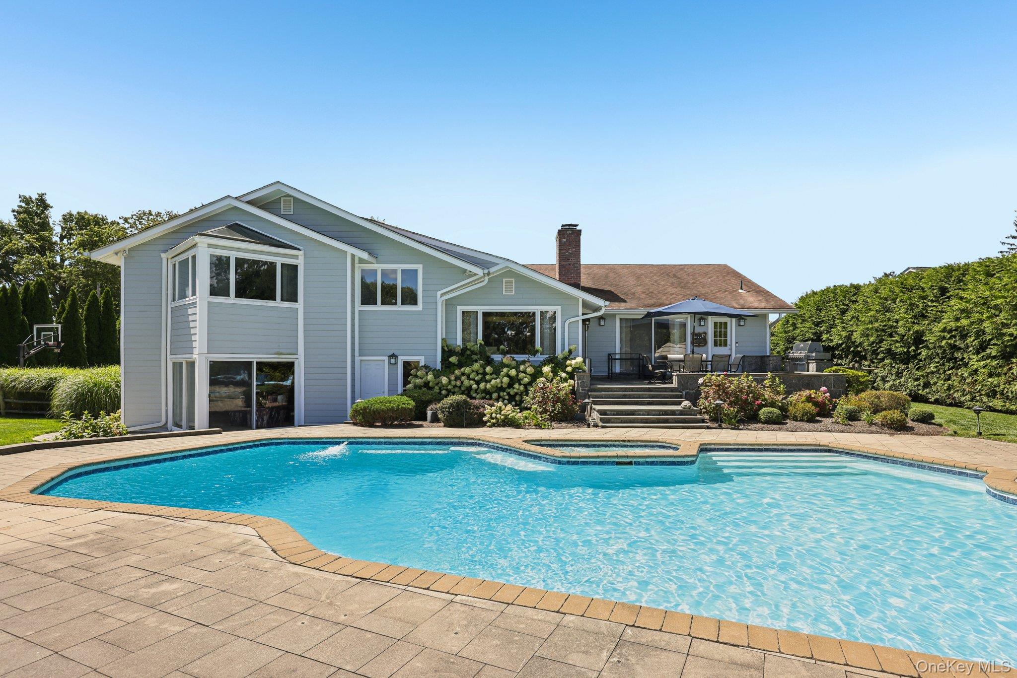 17 Magnolia Drive