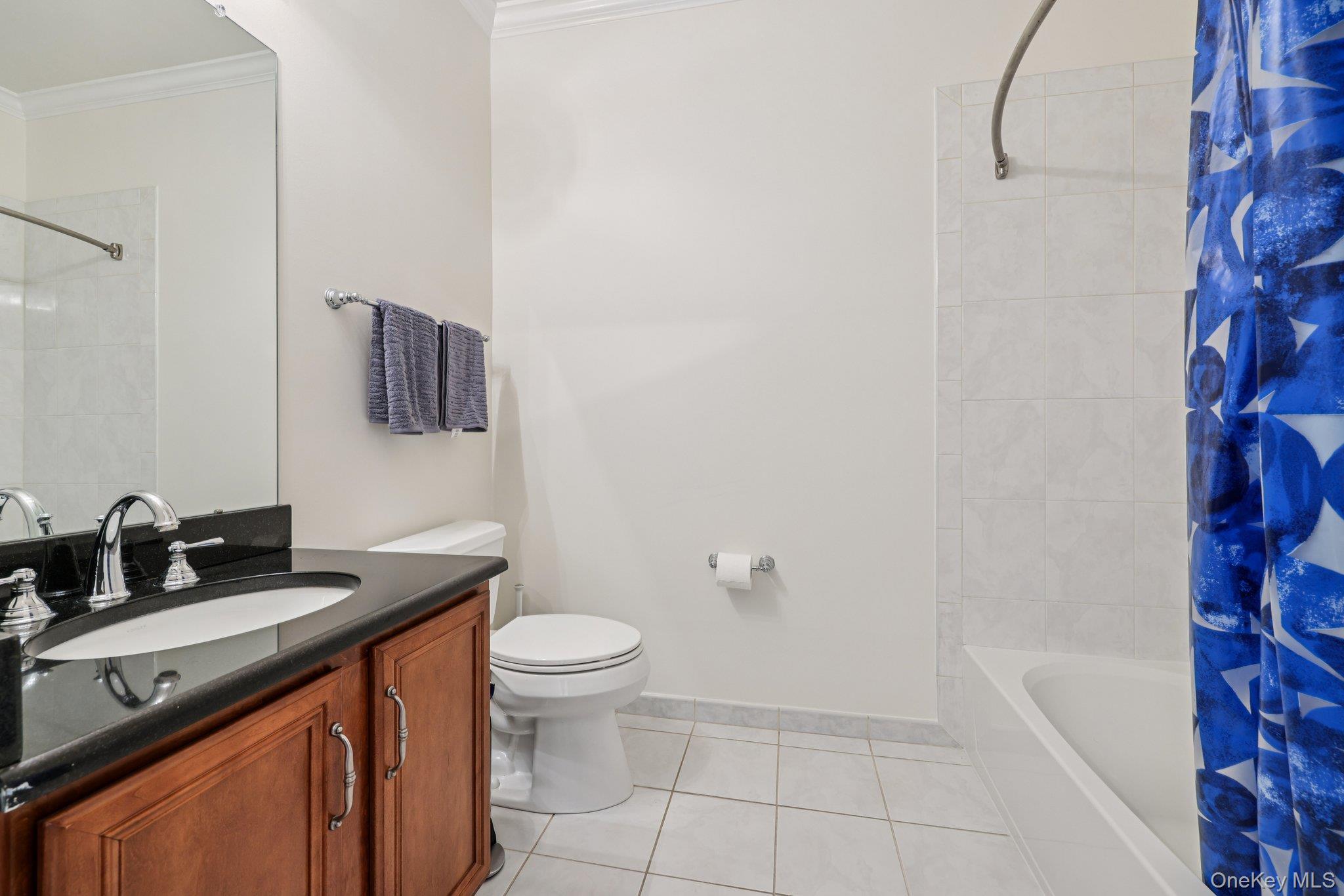 410 Westchester Avenue Unit: 202