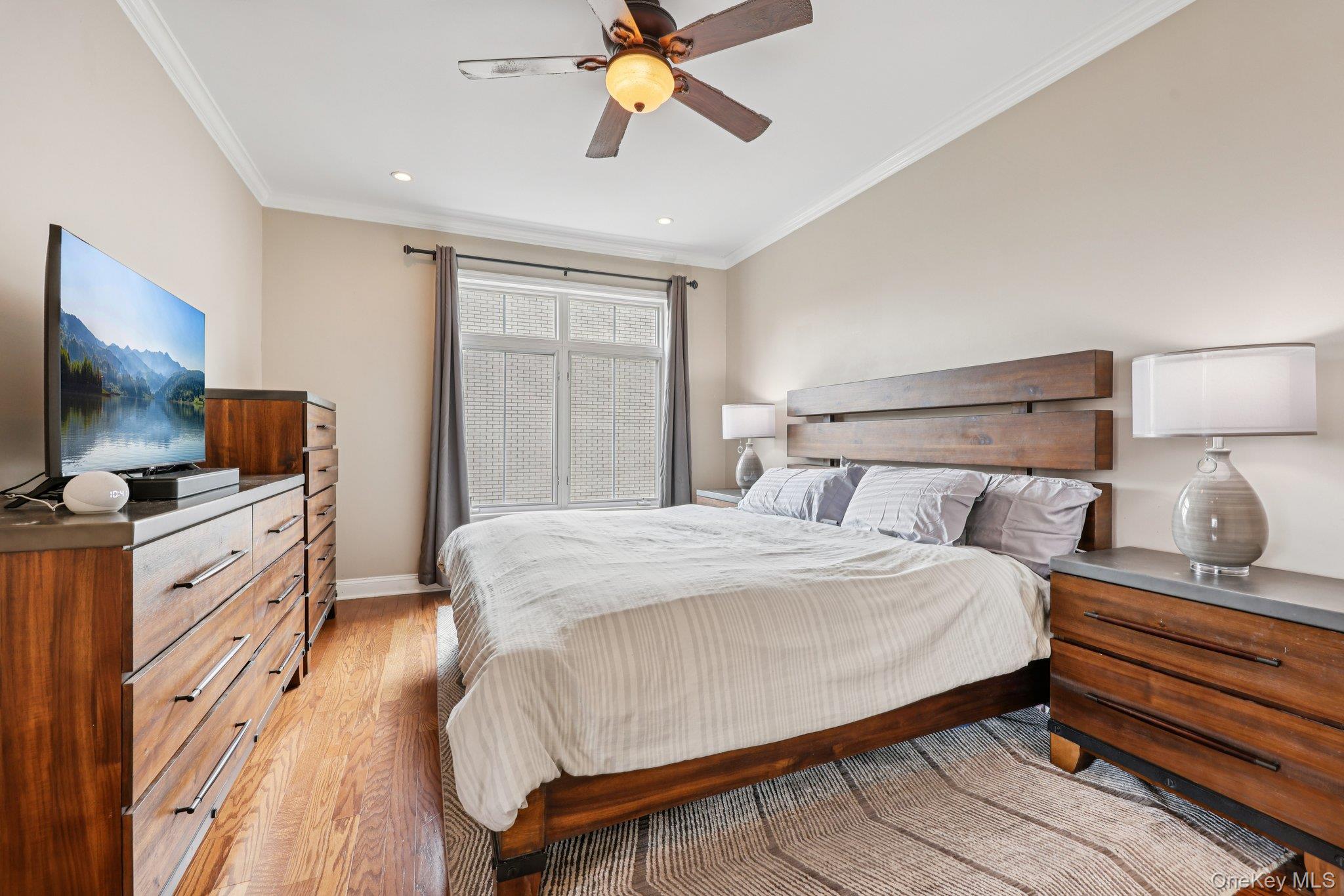 410 Westchester Avenue Unit: 202