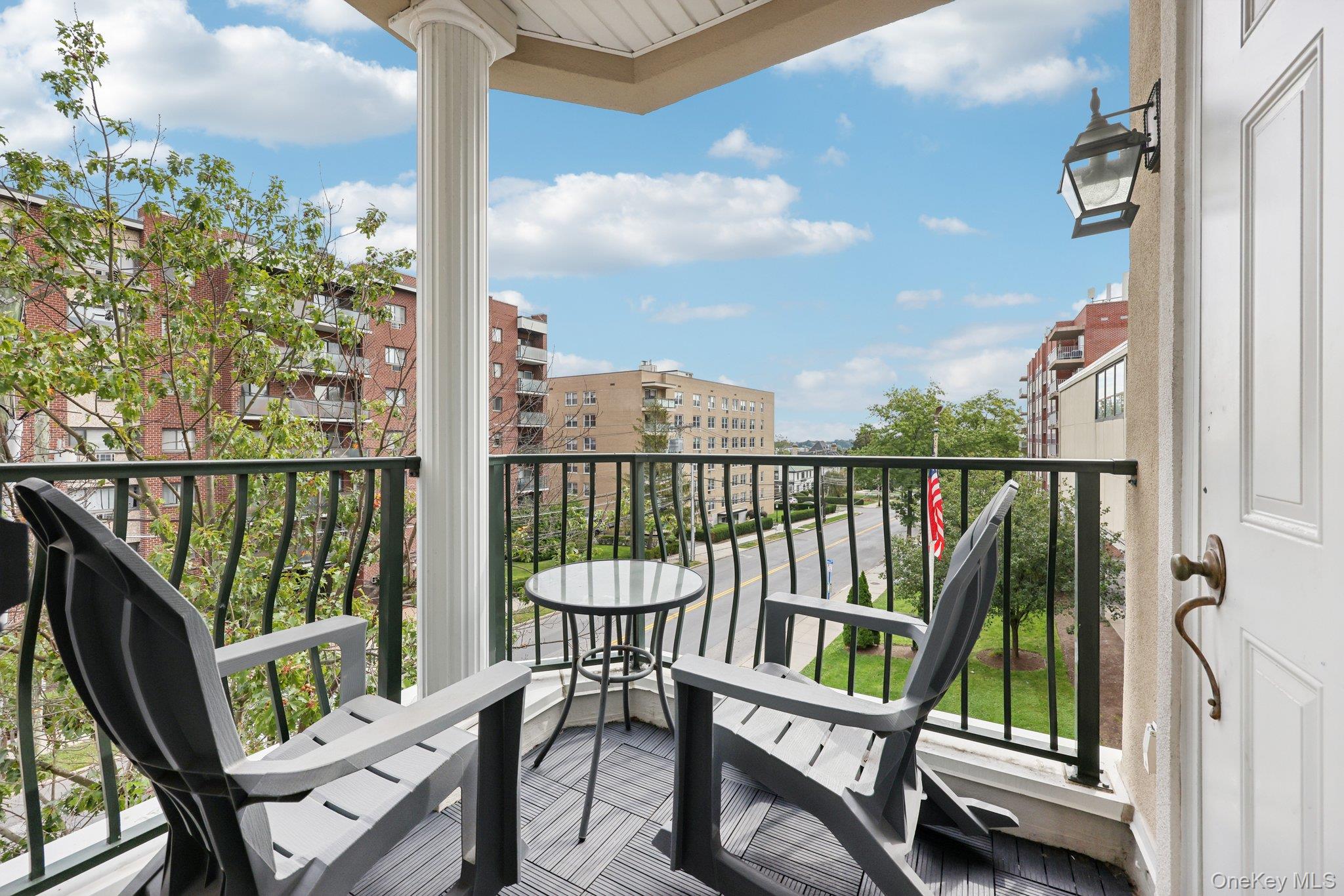 410 Westchester Avenue Unit: 202