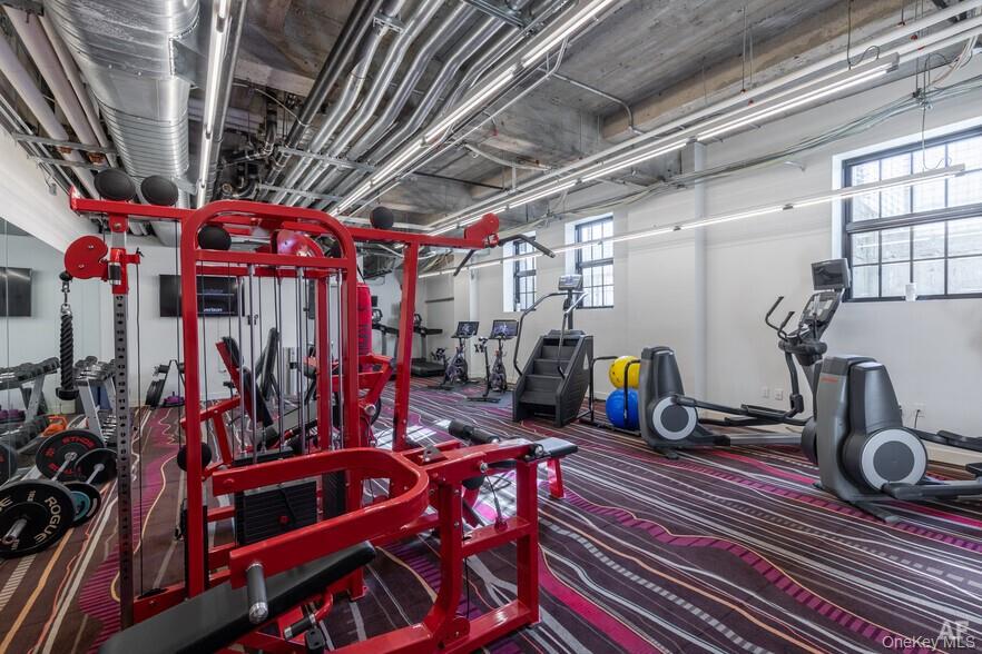 121 Westmoreland Avenue Unit: 410