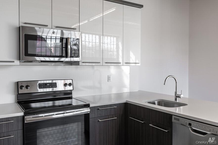 121 Westmoreland Avenue Unit: 410