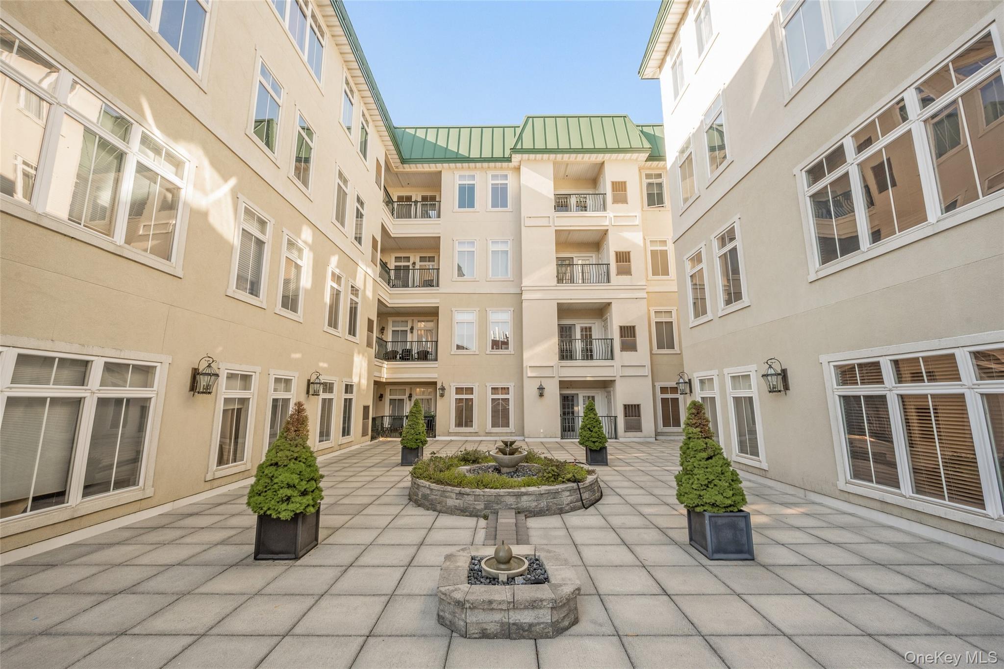 410 Westchester Avenue Unit: 202