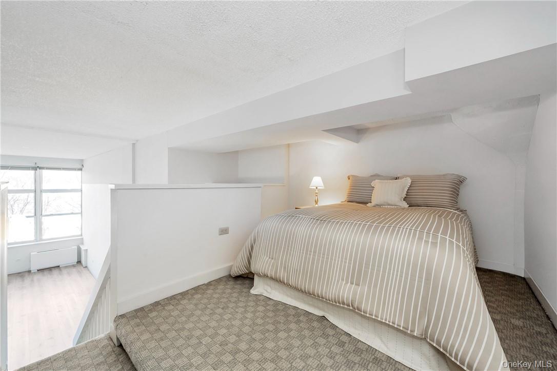 1 Landmark Square Unit: 416