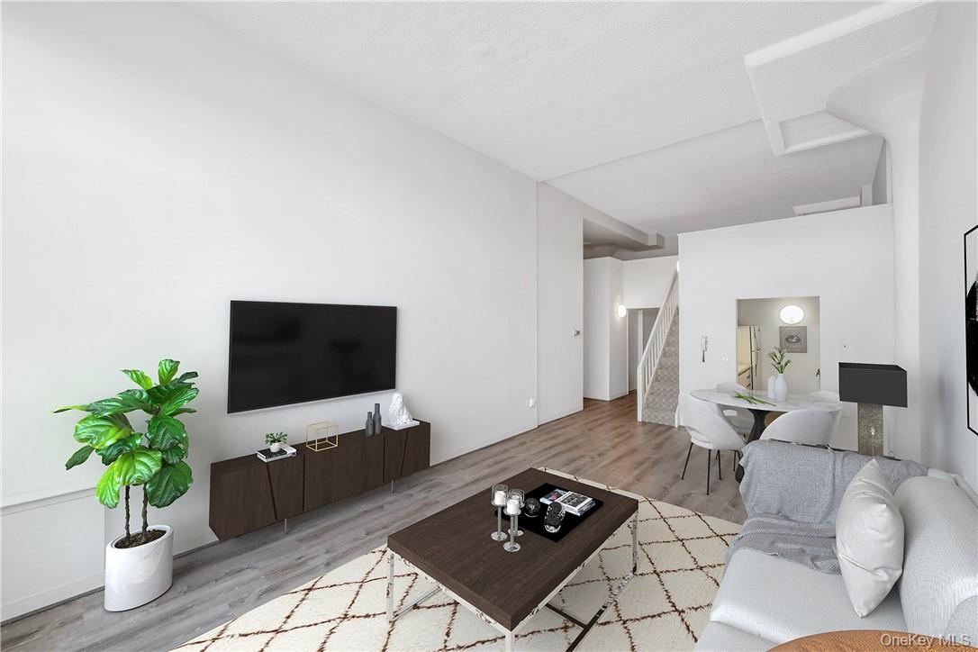 1 Landmark Square Unit: 416