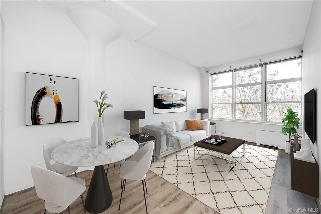 1 Landmark Square Unit: 416
