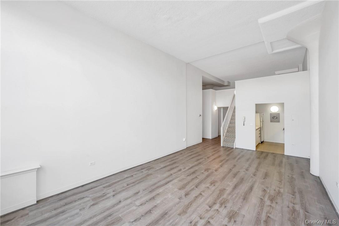 1 Landmark Square Unit: 416