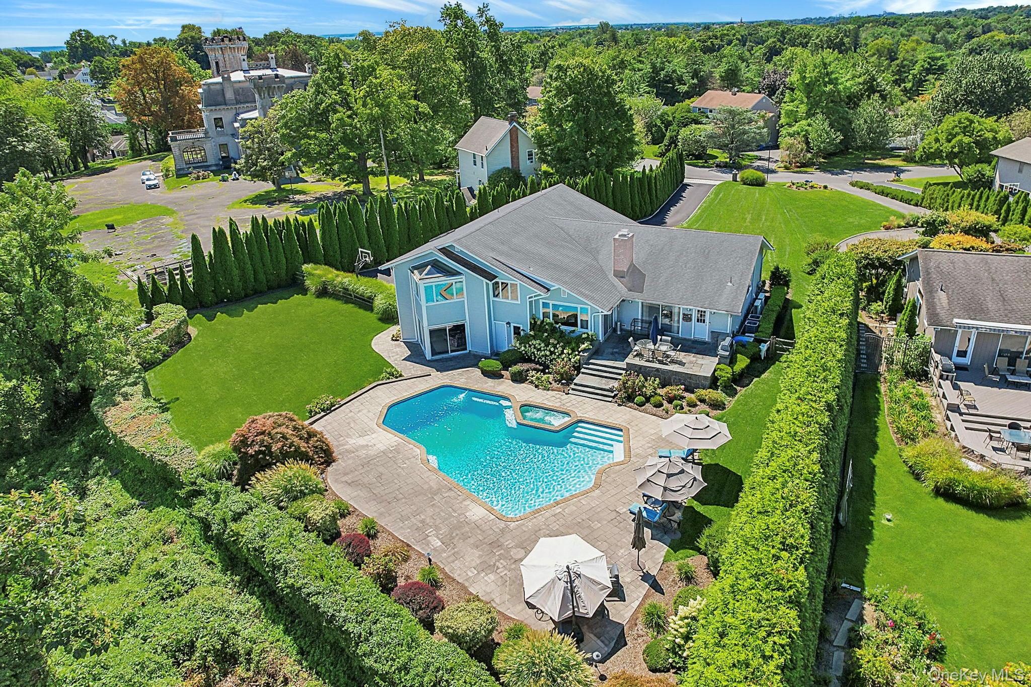 17 Magnolia Drive