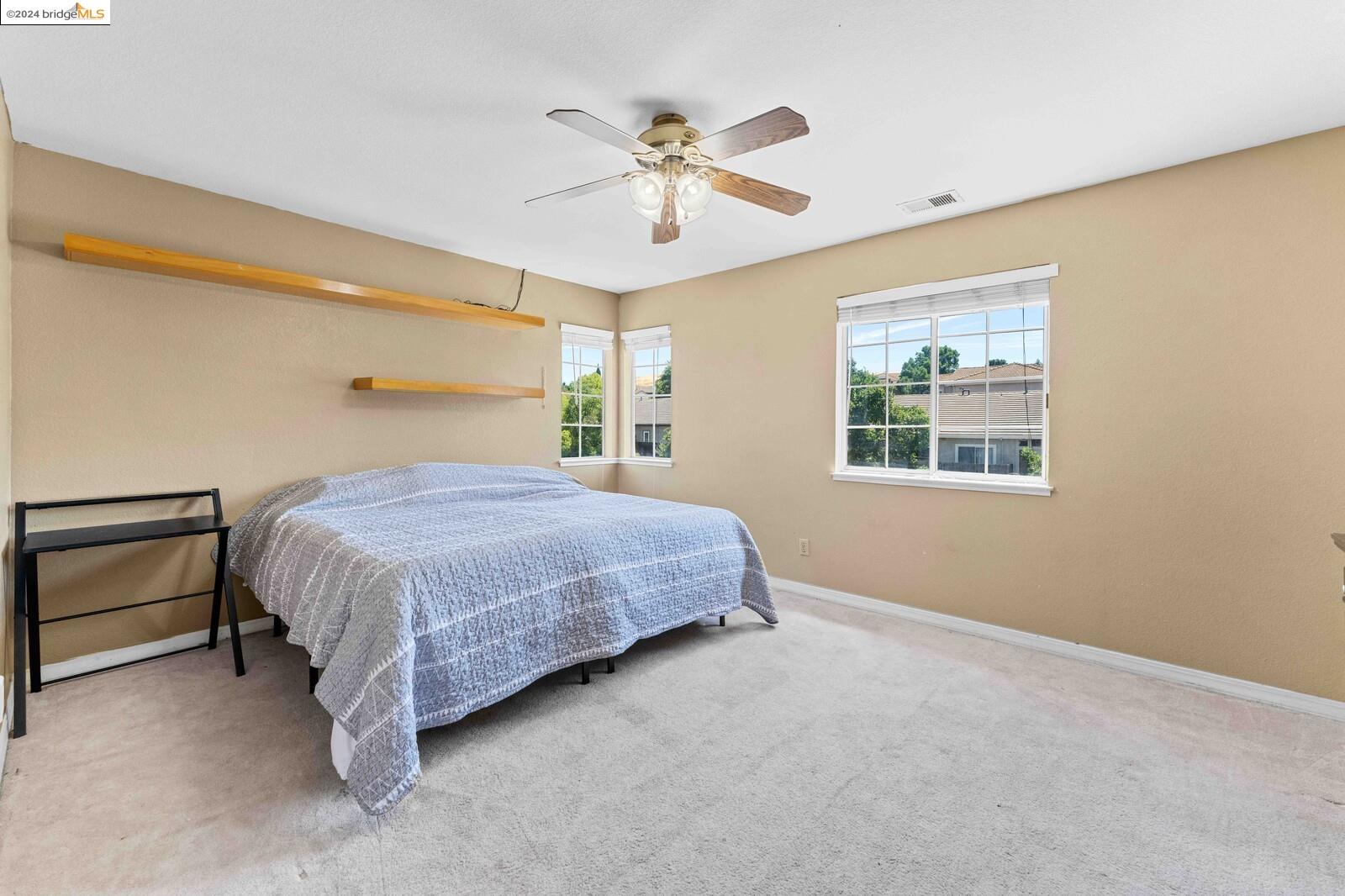 2113 Mark Twain Dr