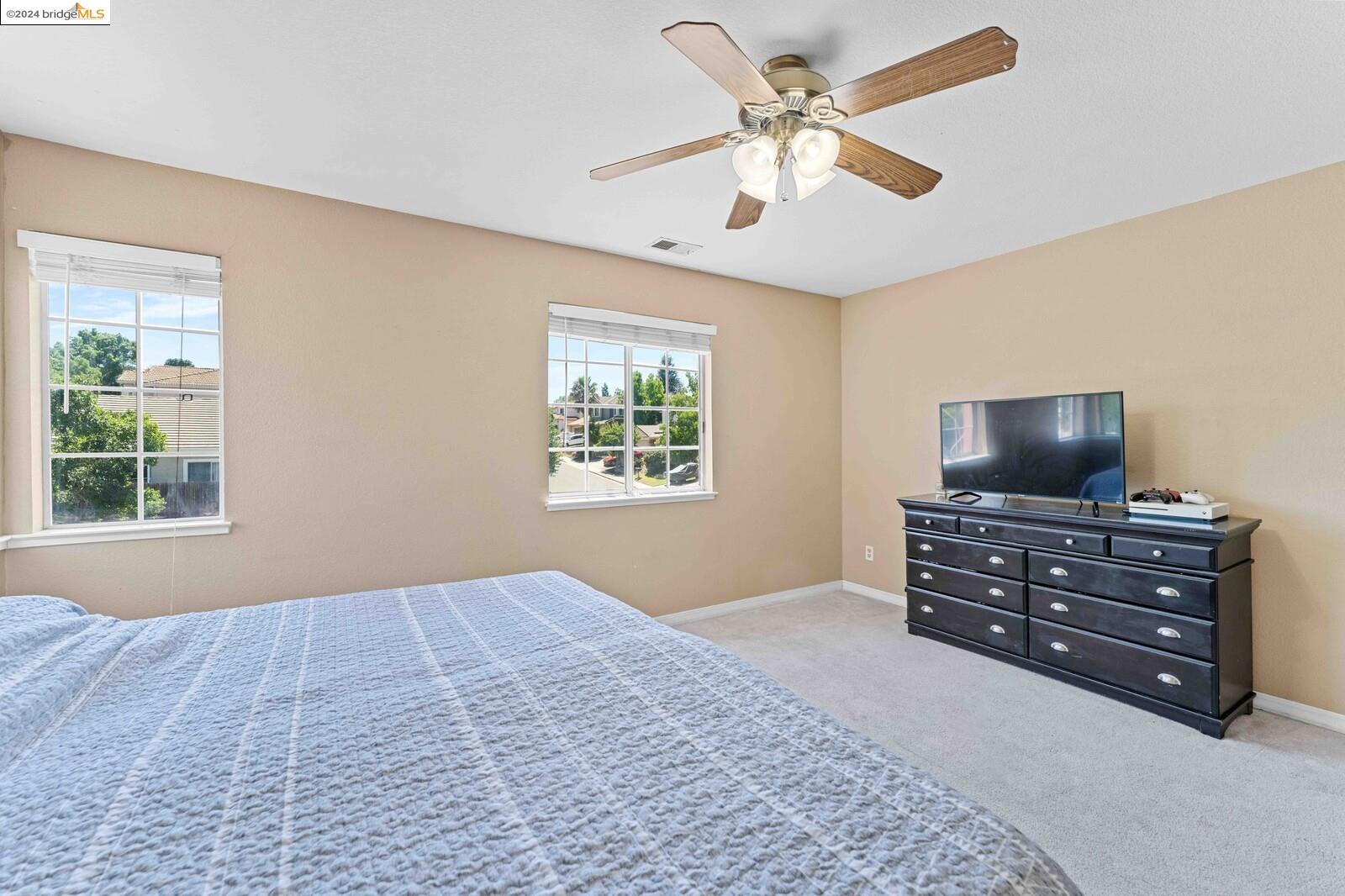 2113 Mark Twain Dr