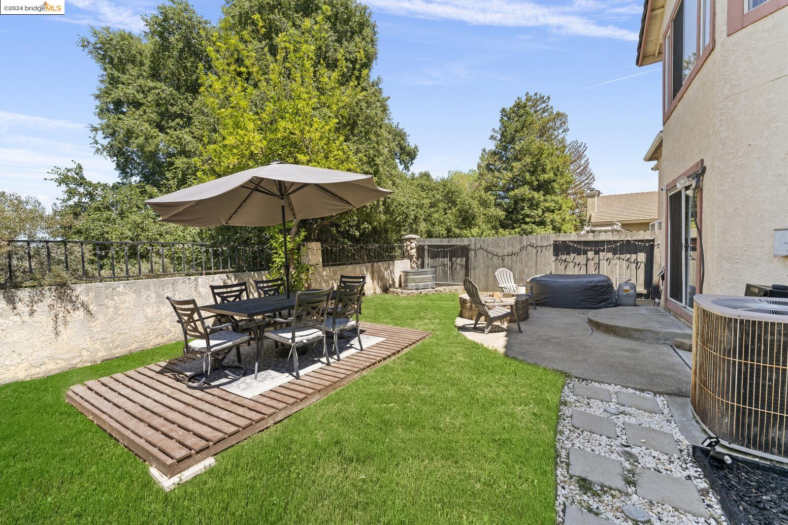 2113 Mark Twain Dr