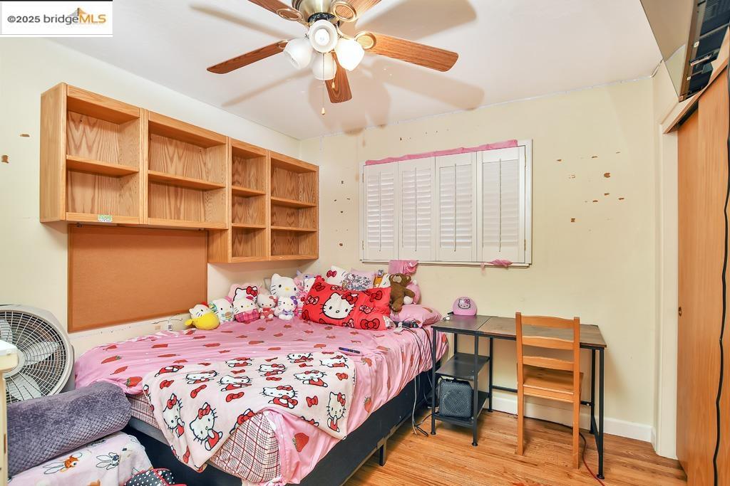 114 W 8Th St