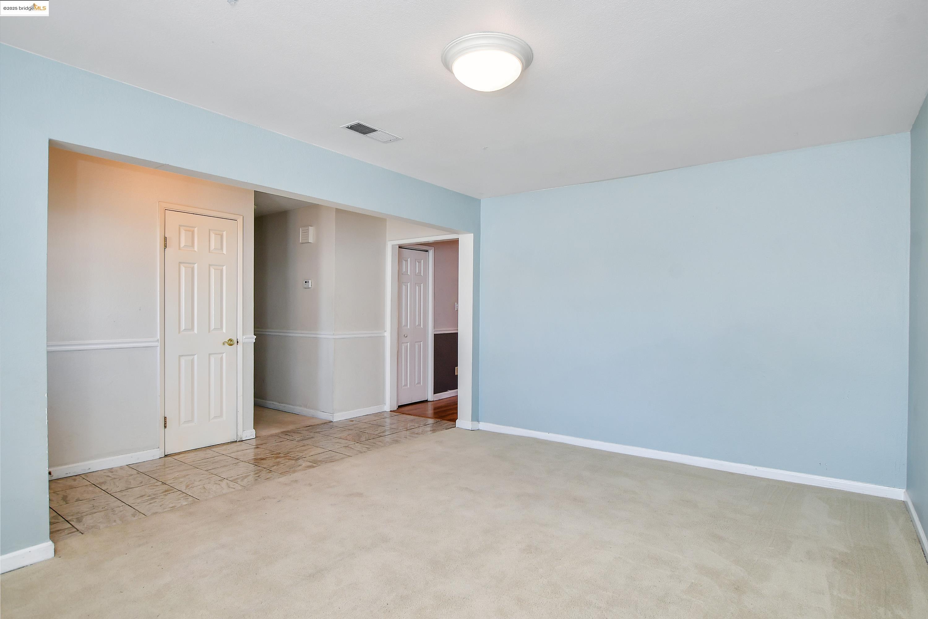 951 Lexington Pl