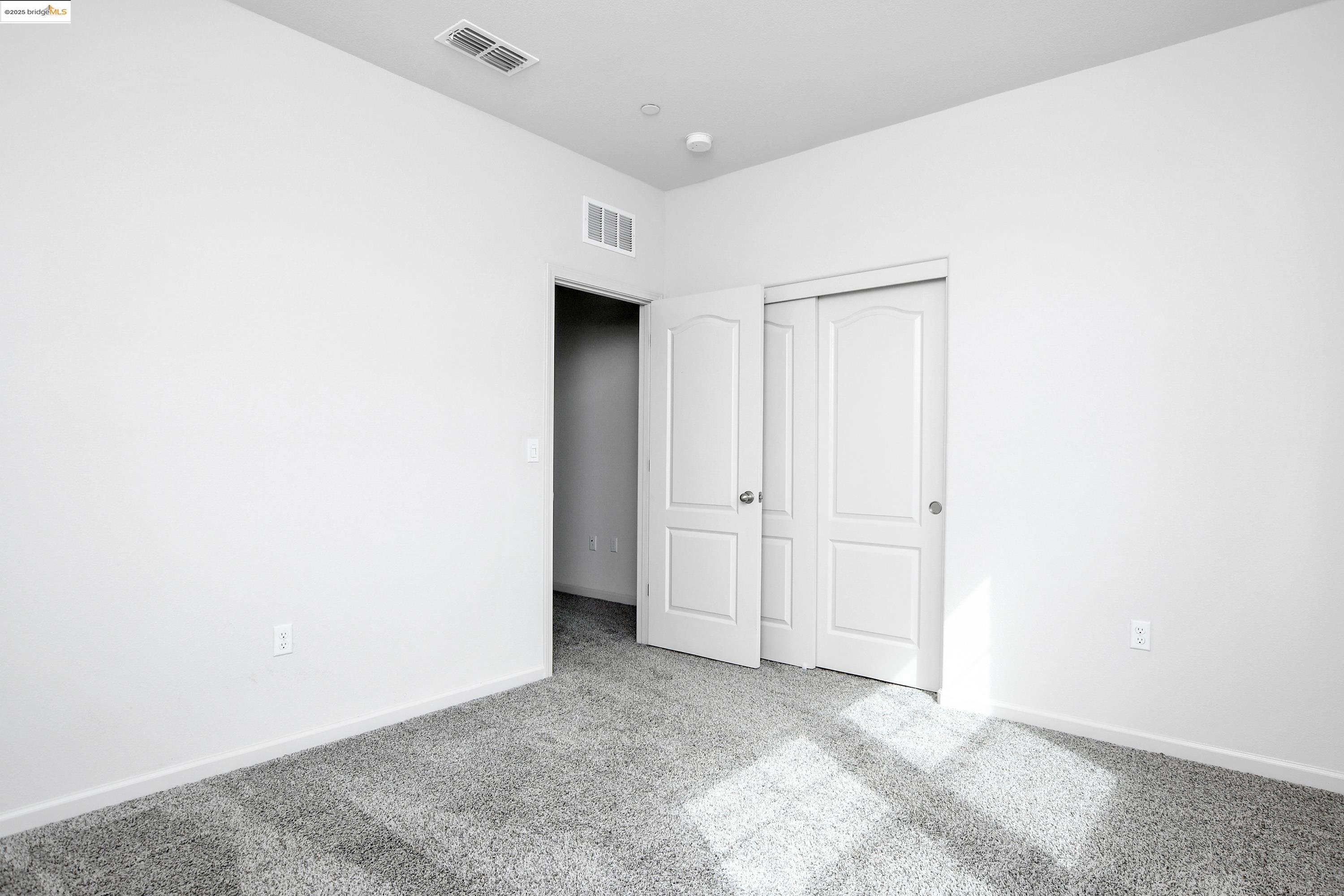 876 Diamante Way