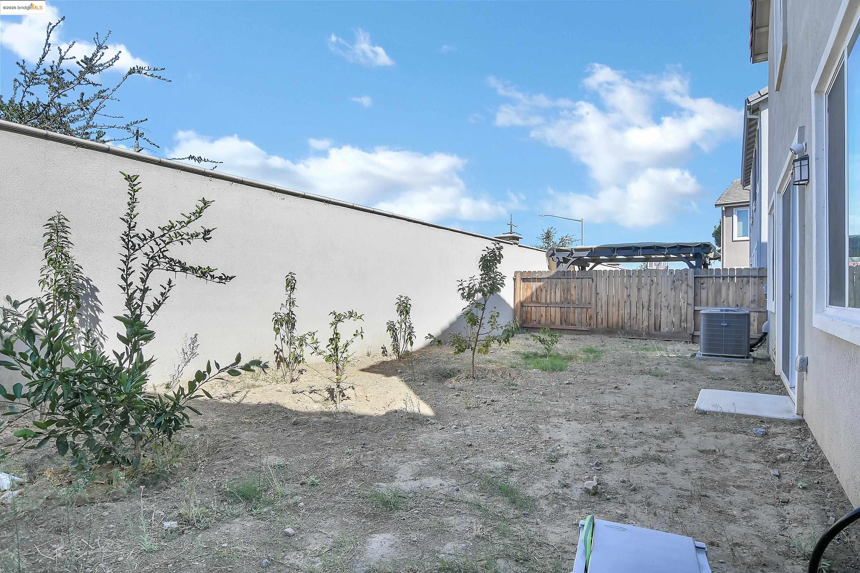 876 Diamante Way