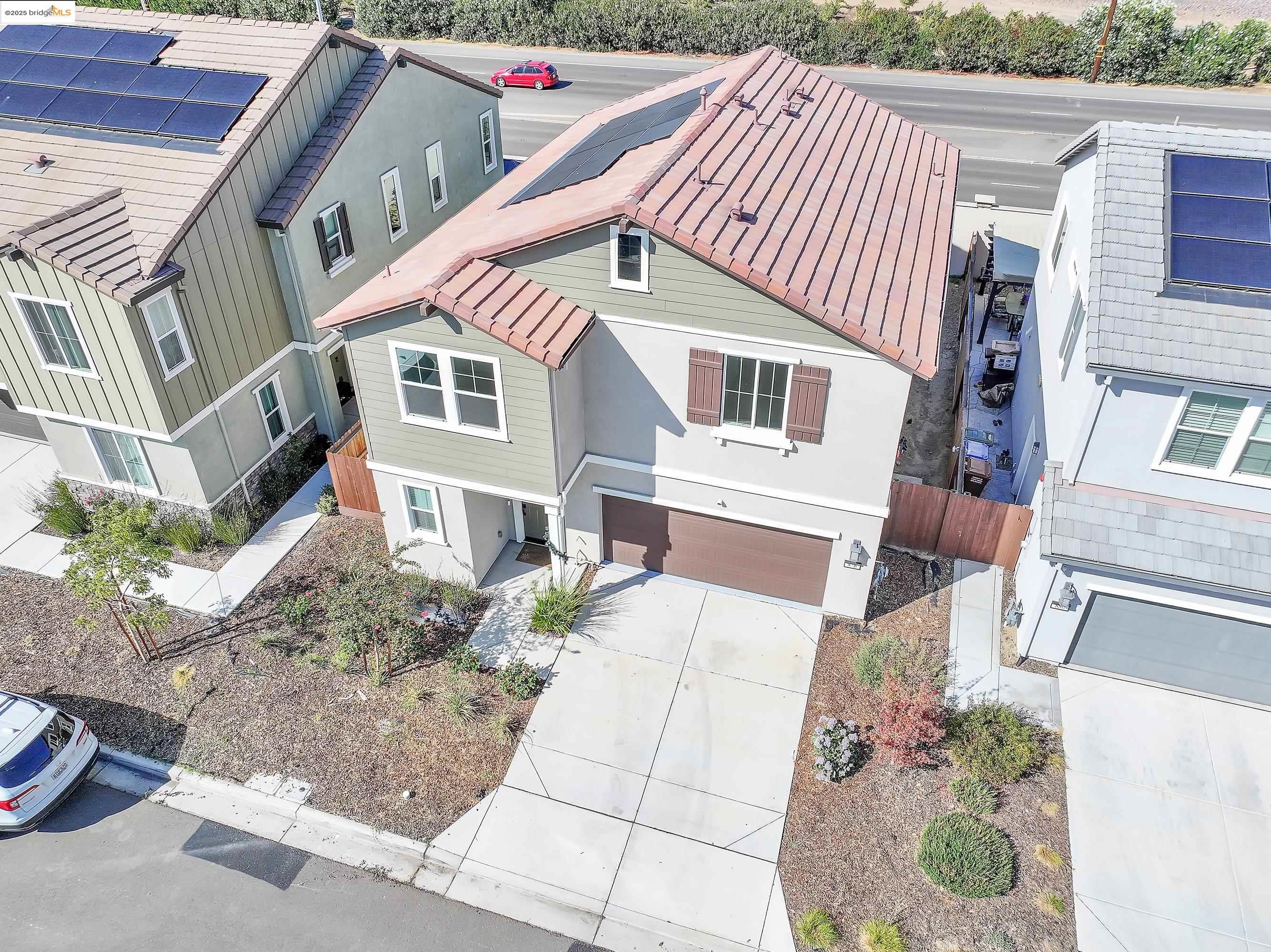 876 Diamante Way