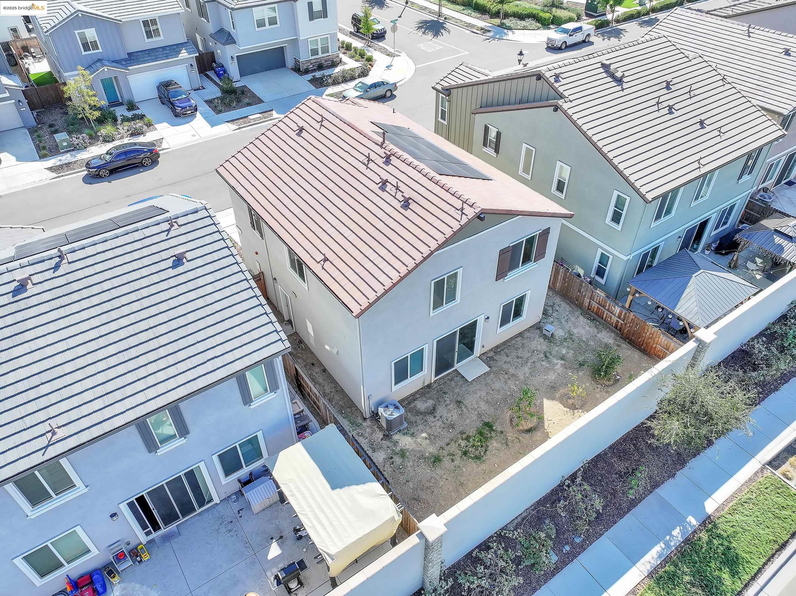 876 Diamante Way